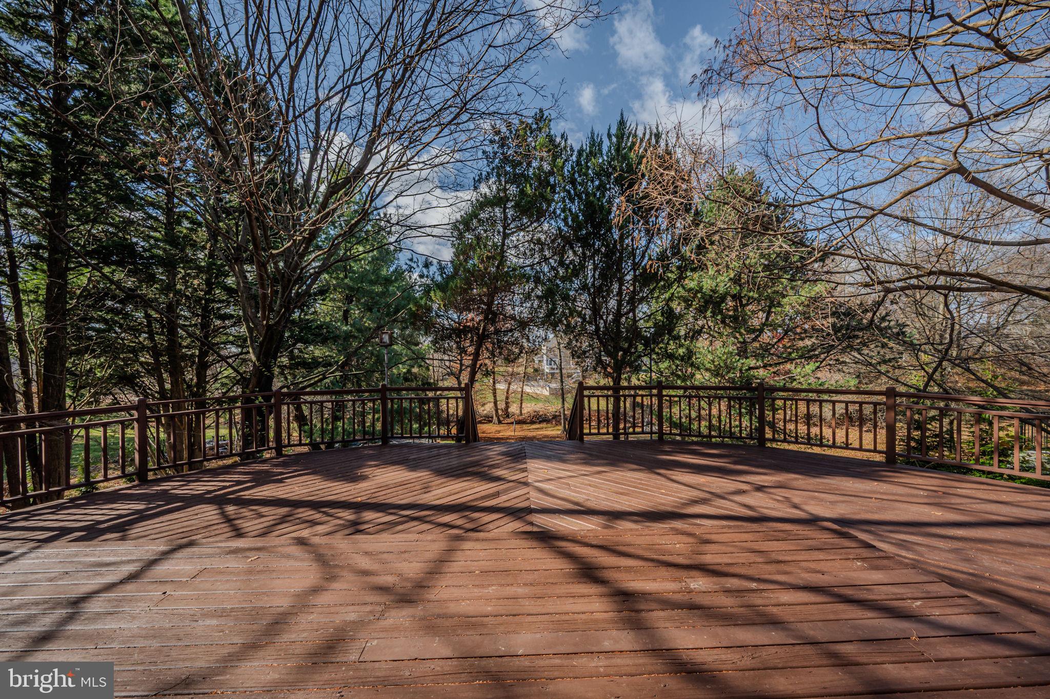 YORKTOWNE - Residential