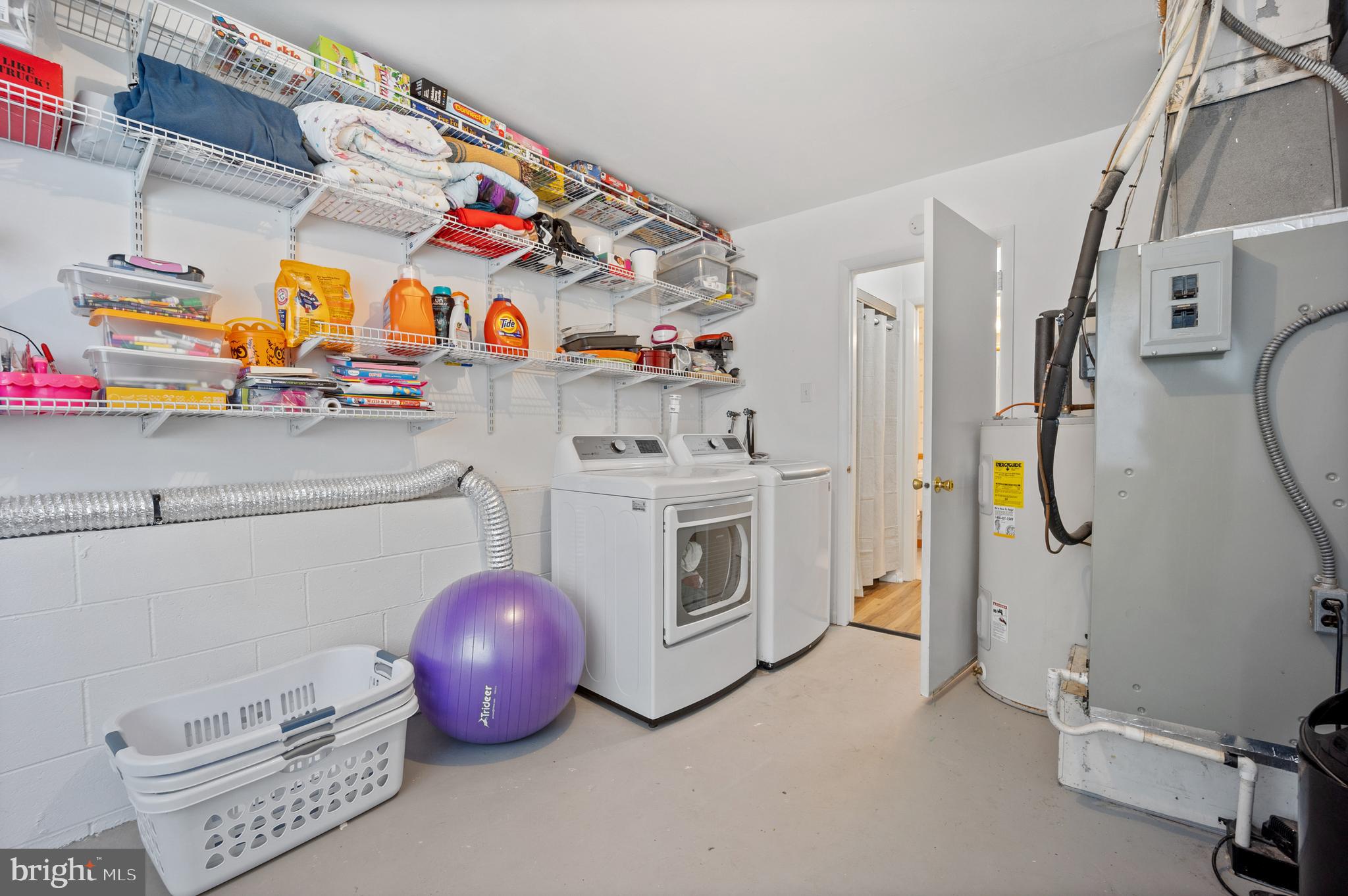 NEWTOWN CROSSING - Residential