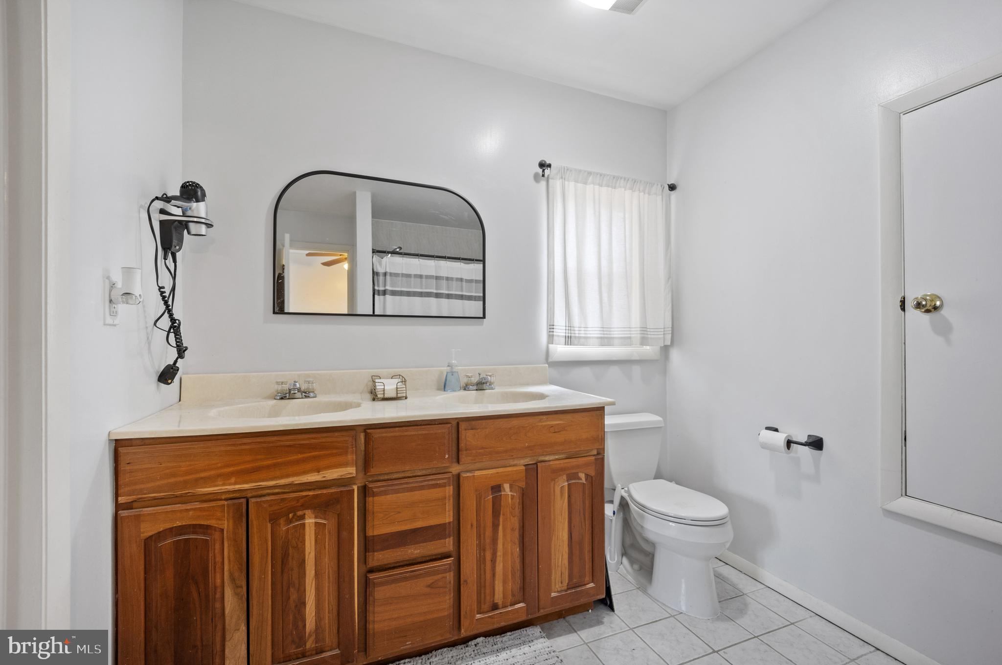 NEWTOWN CROSSING - Residential