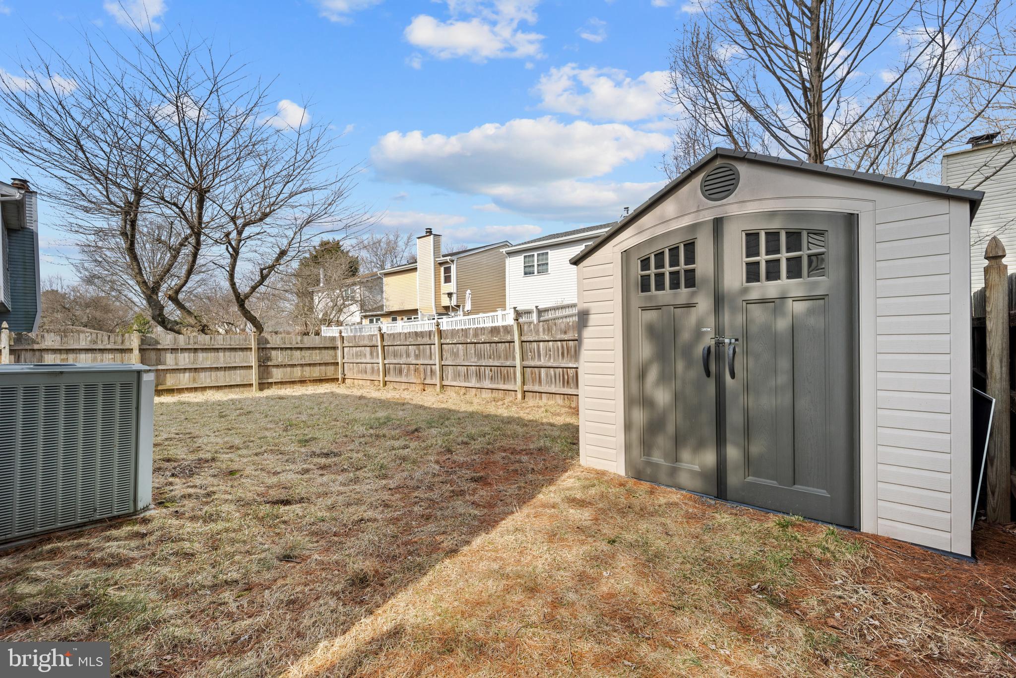 NEWTOWN CROSSING - Residential