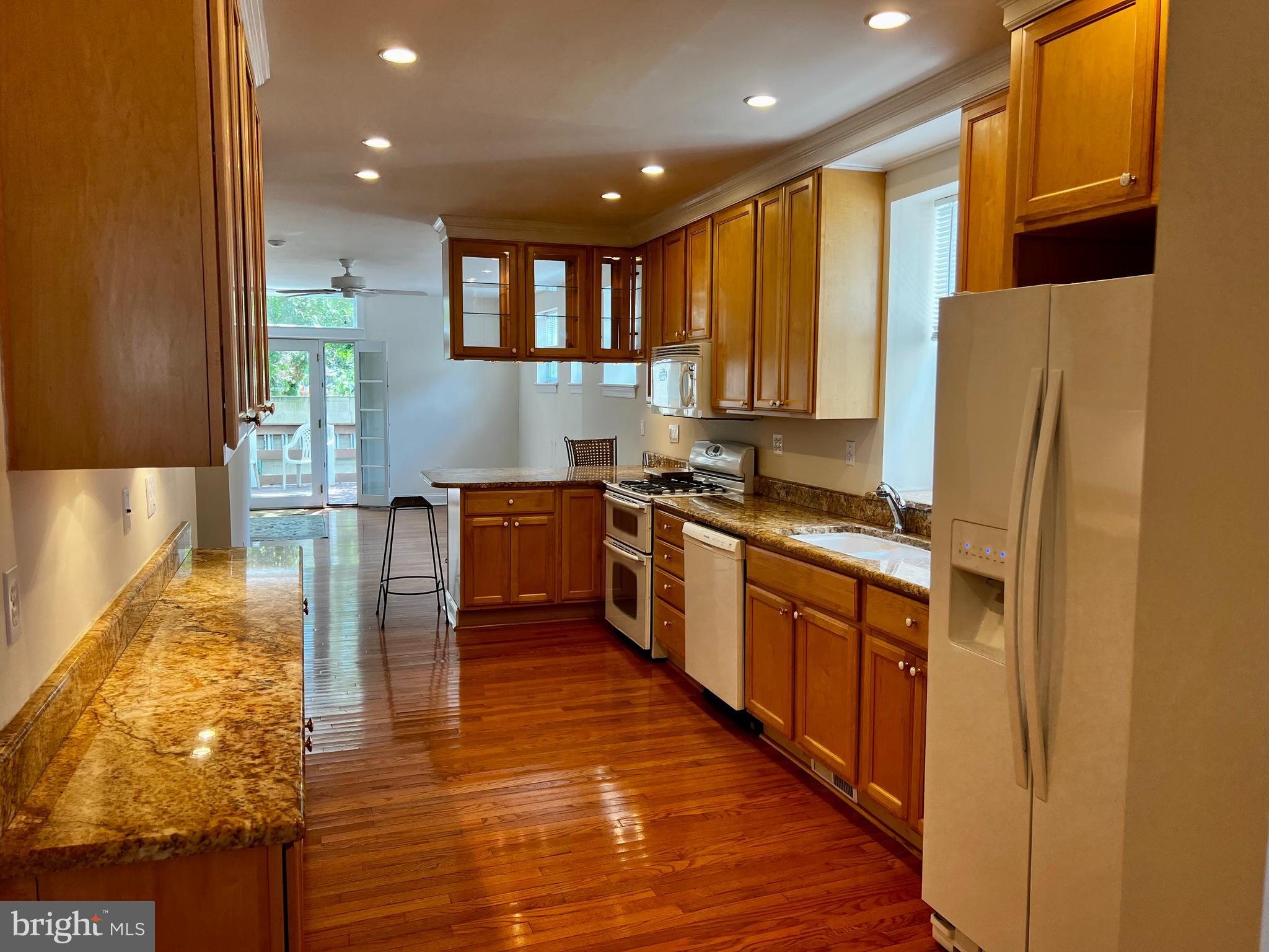 FISHTOWN - Residential Lease