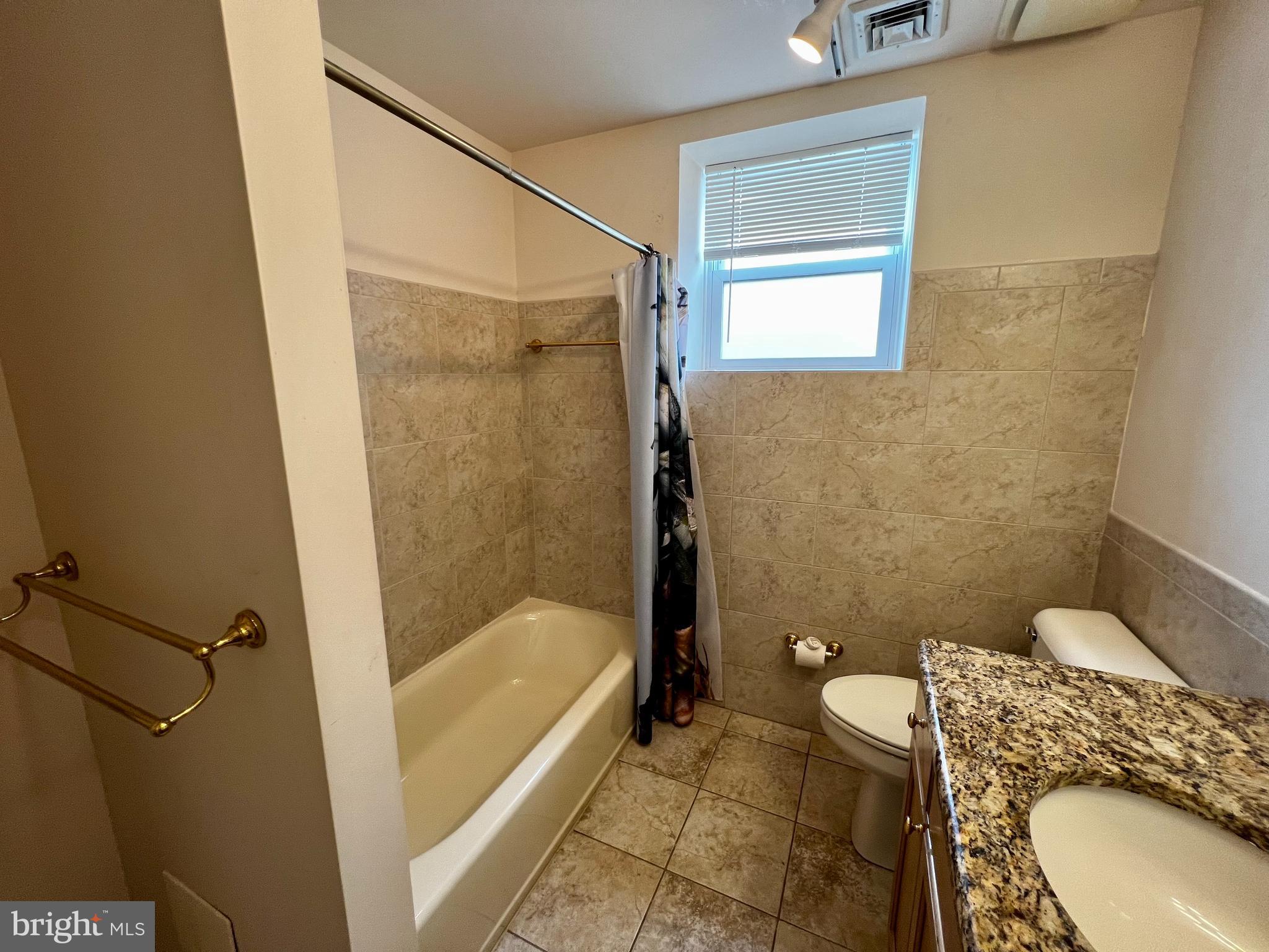 FISHTOWN - Residential Lease