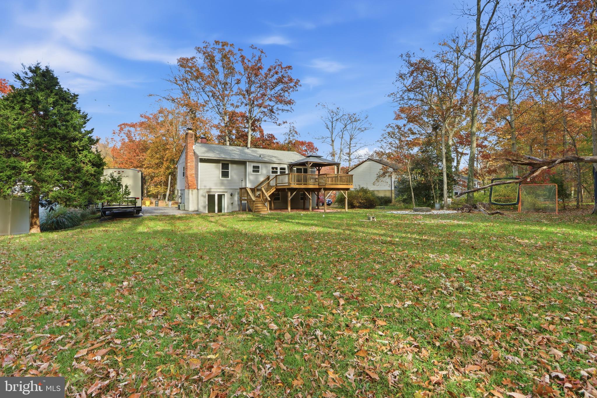 LAKE SHORE - Residential