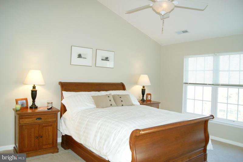 SPRING LAKES - Residential