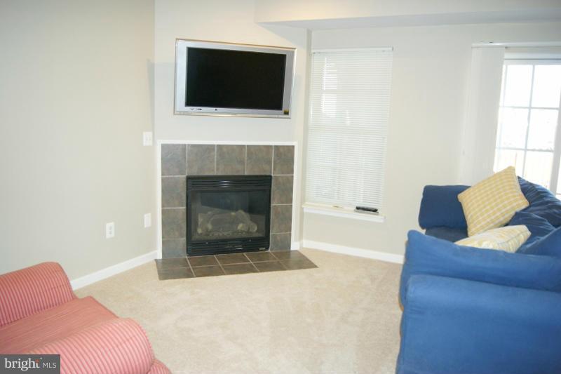 SPRING LAKES - Residential