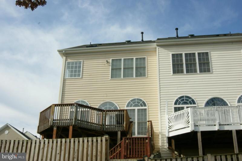 SPRING LAKES - Residential