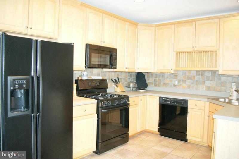 SPRING LAKES - Residential