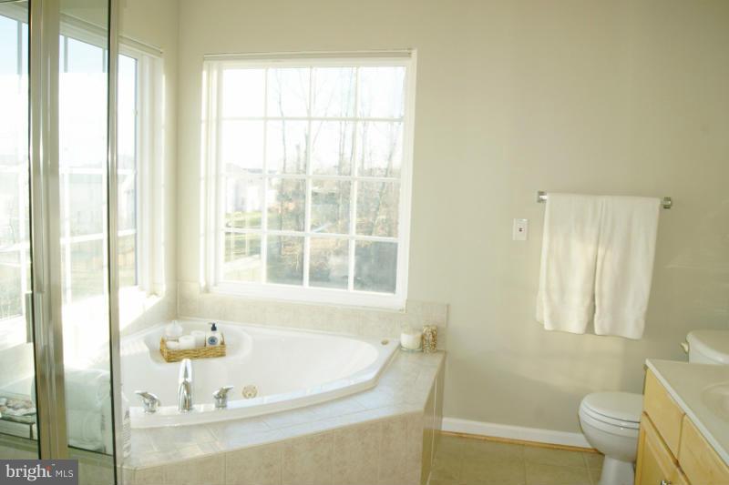 SPRING LAKES - Residential