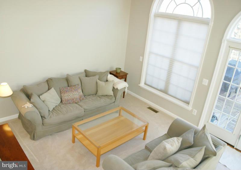 SPRING LAKES - Residential