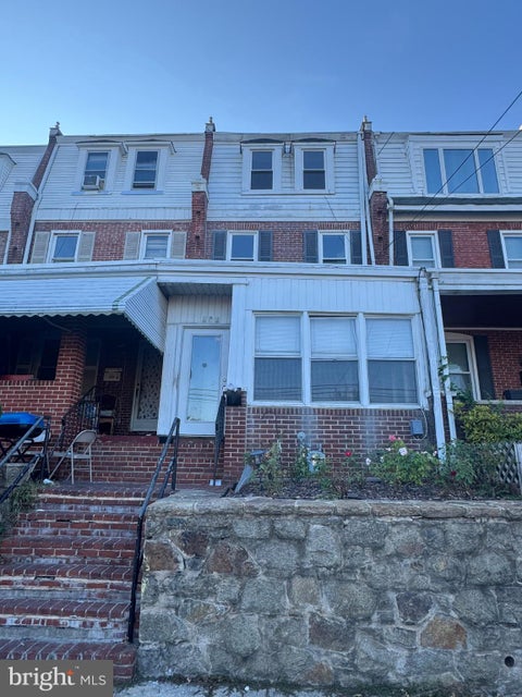 Townhouse For Rent - 909 S Broom Street<br/> New Castle County, WILMINGTON, DE 19805