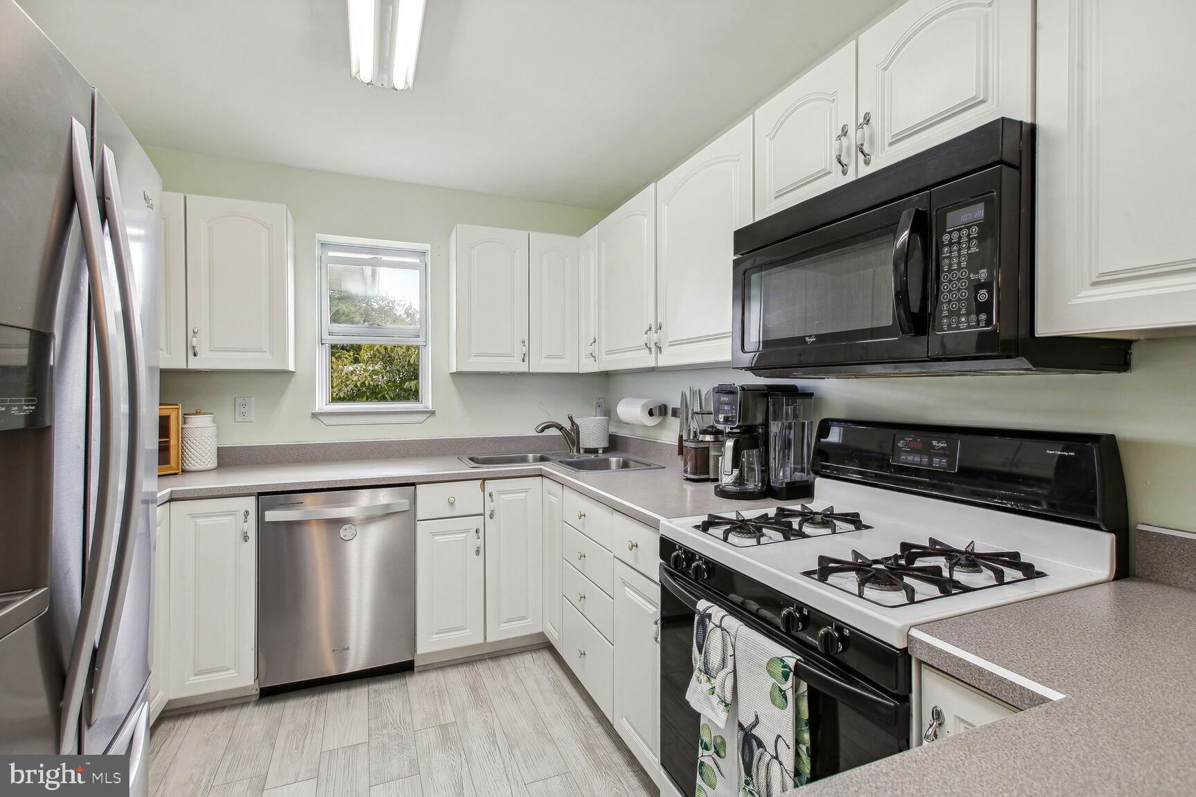 ROSEDALE - Residential