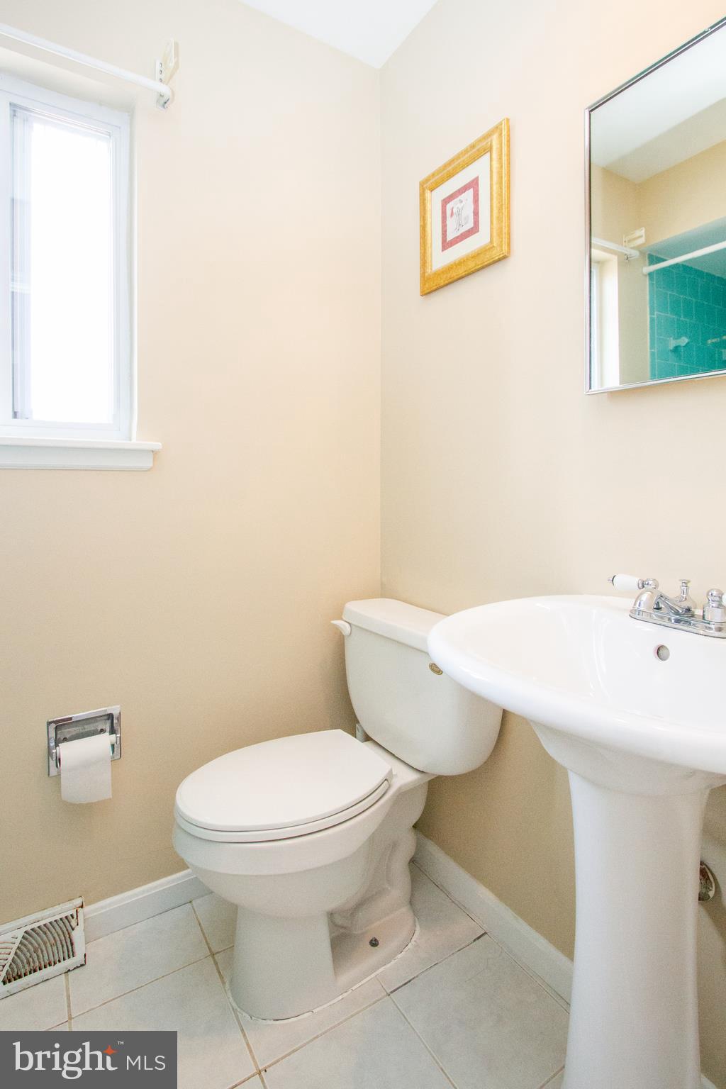 FORT WASHINGTON ESTATES - Residential Lease