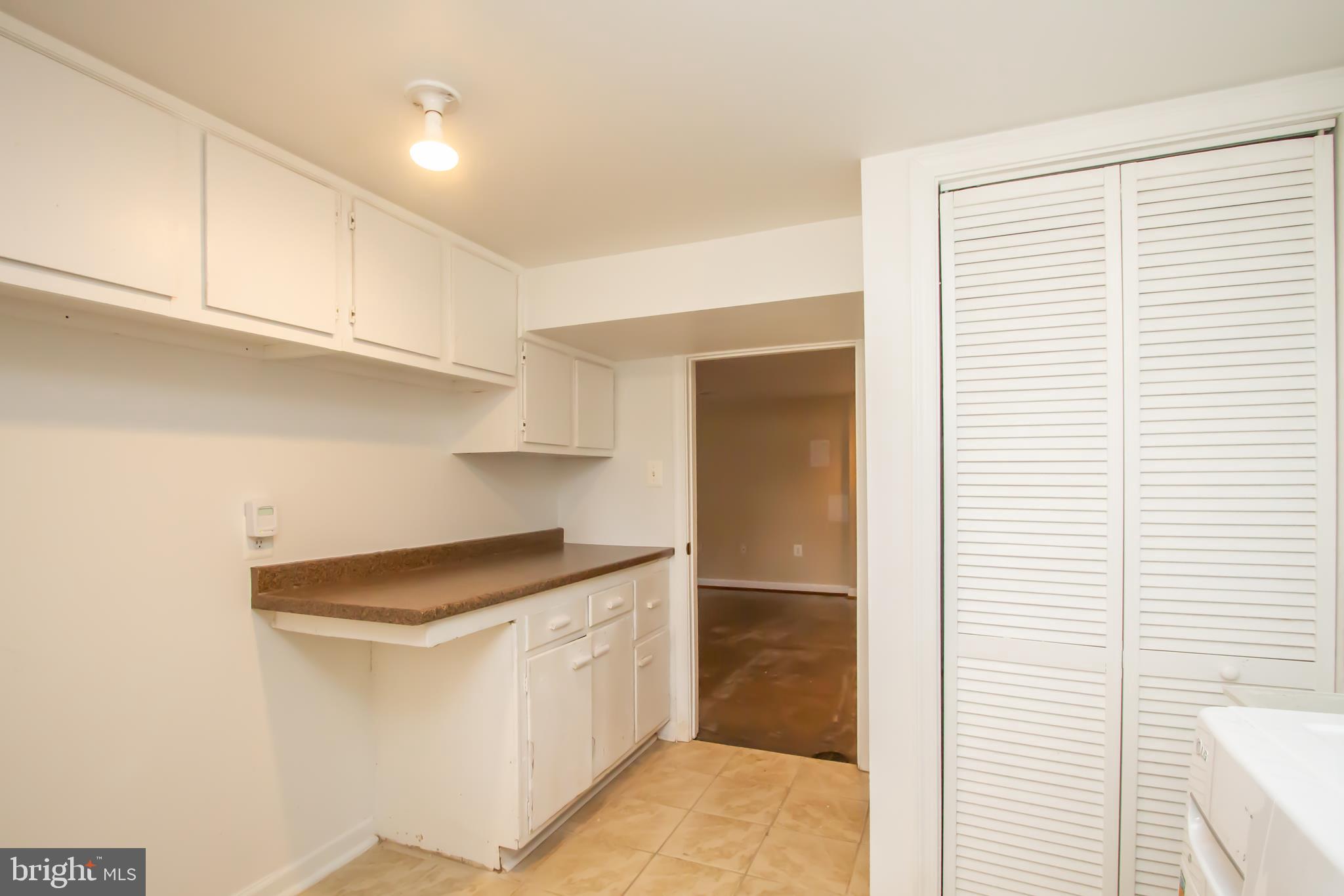 FORT WASHINGTON ESTATES - Residential Lease