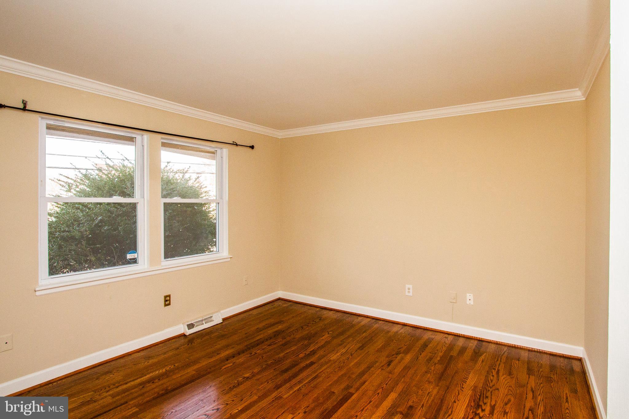 FORT WASHINGTON ESTATES - Residential Lease