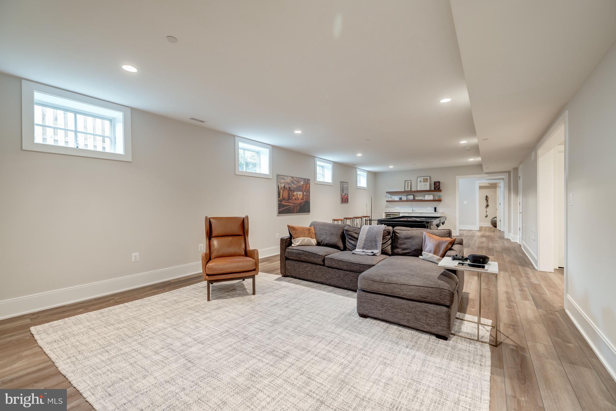 CHEVY CHASE - Residential