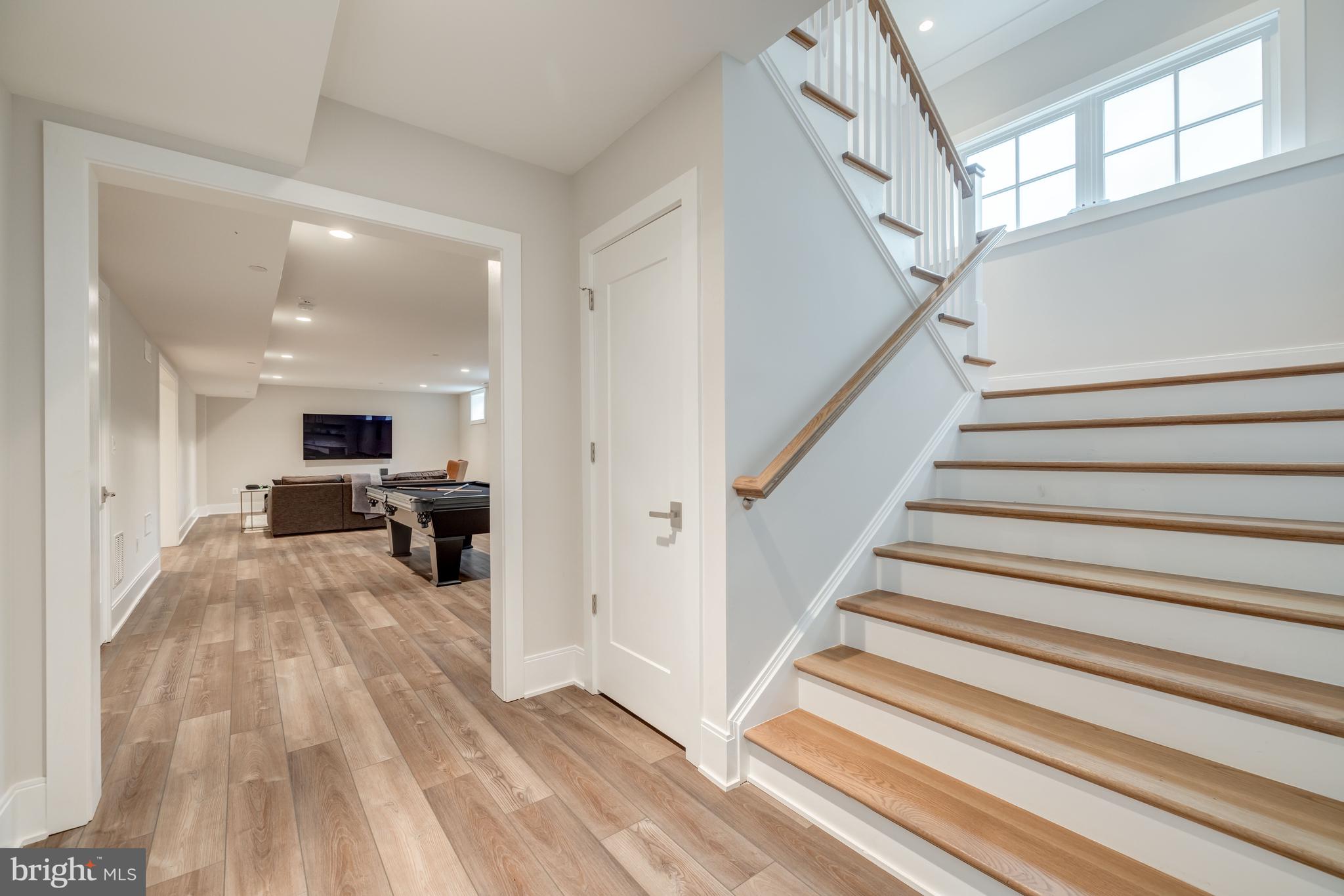 CHEVY CHASE - Residential