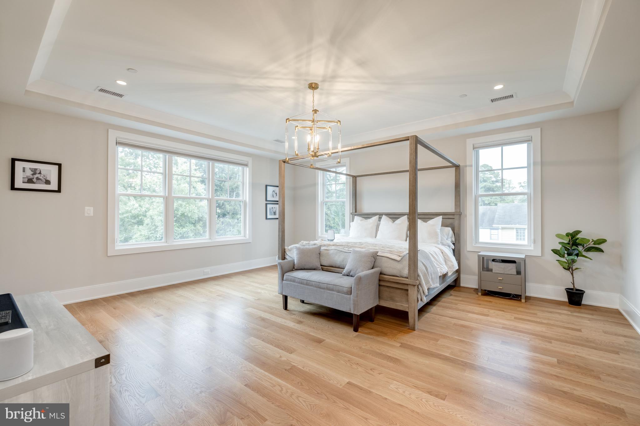 CHEVY CHASE - Residential