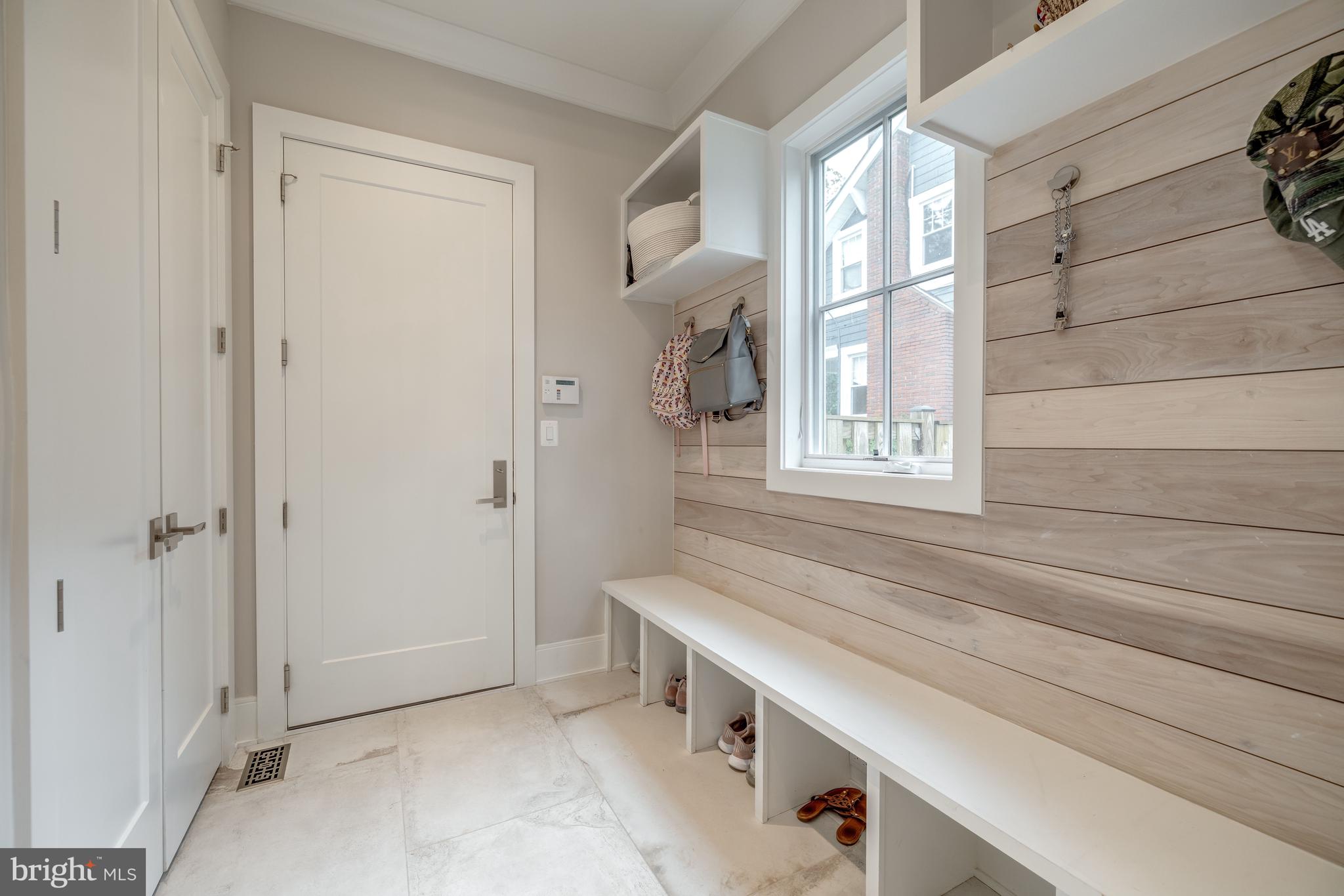 CHEVY CHASE - Residential