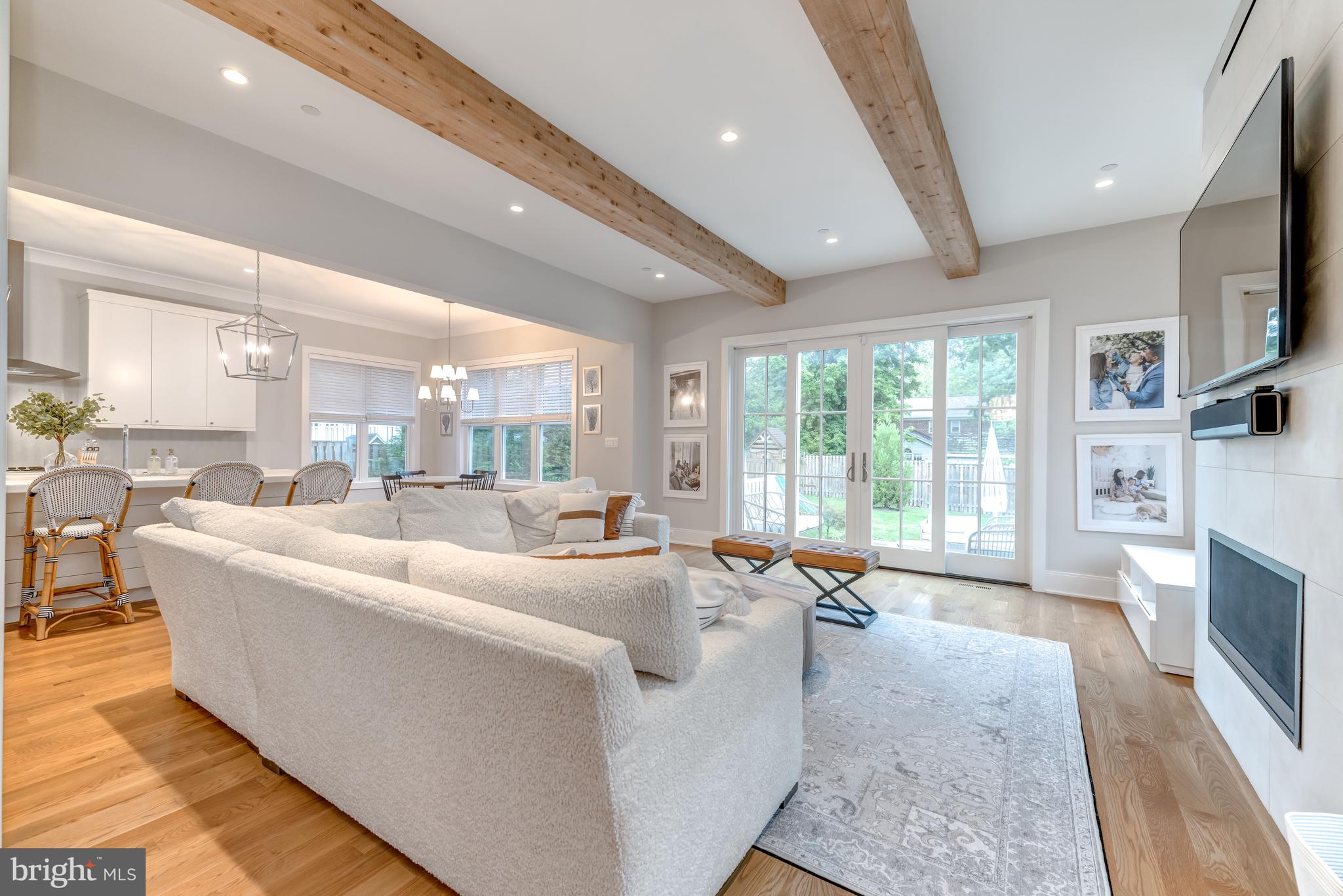 CHEVY CHASE - Residential