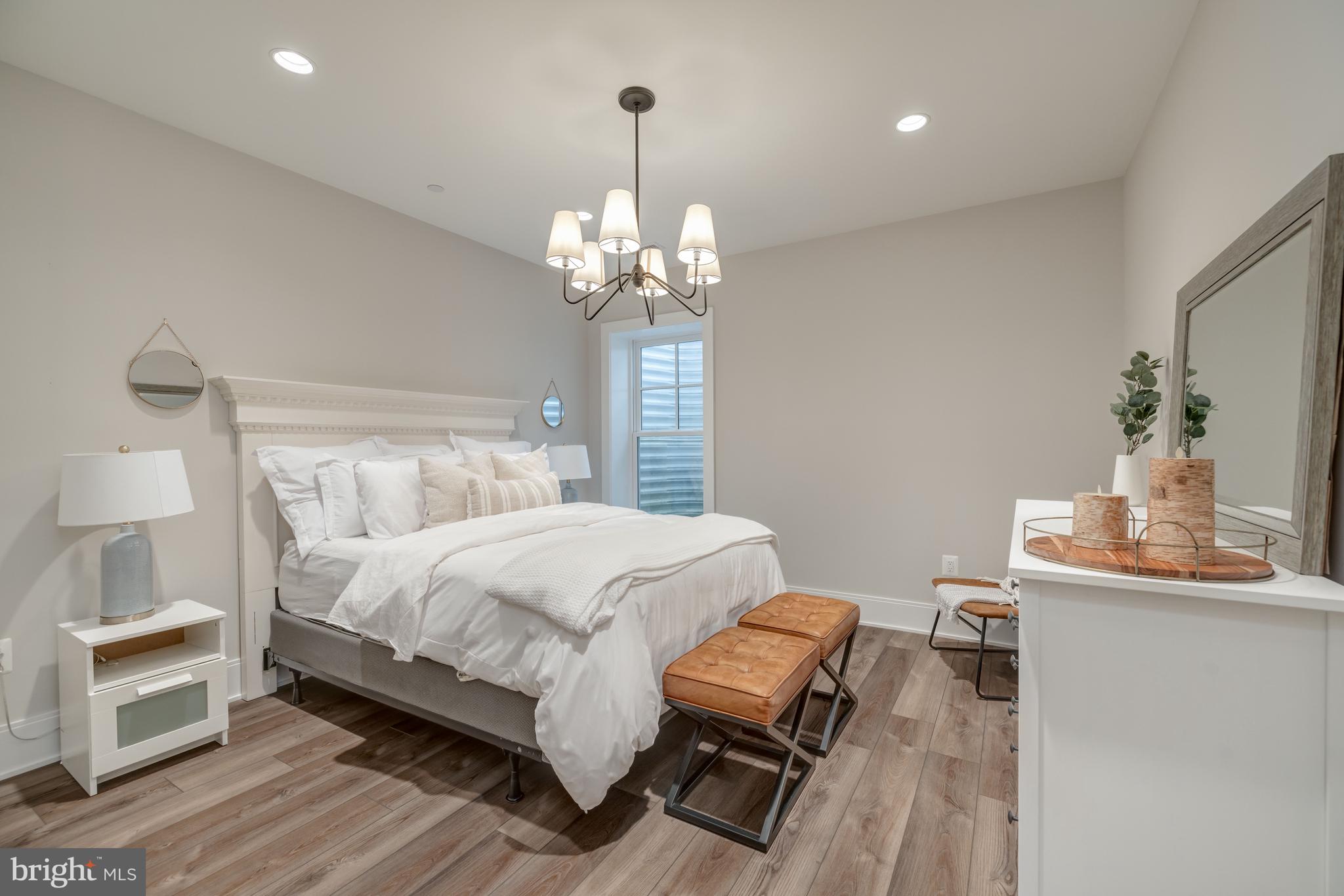 CHEVY CHASE - Residential