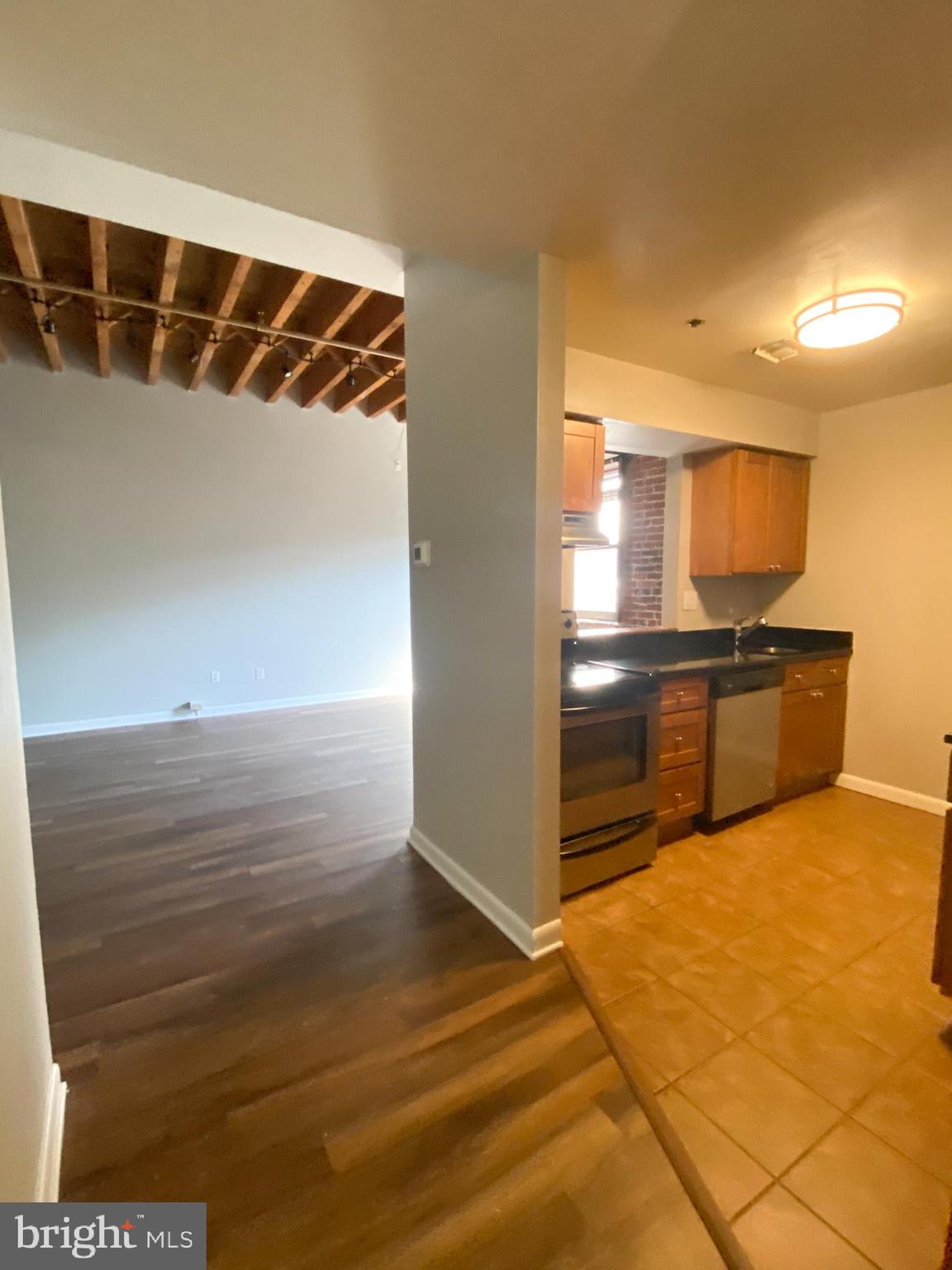 OLD CITY - Residential Lease