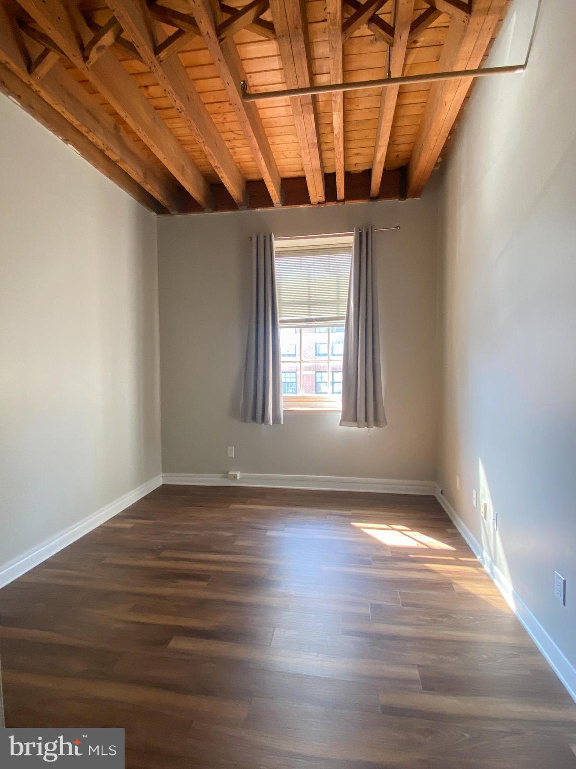 OLD CITY - Residential Lease