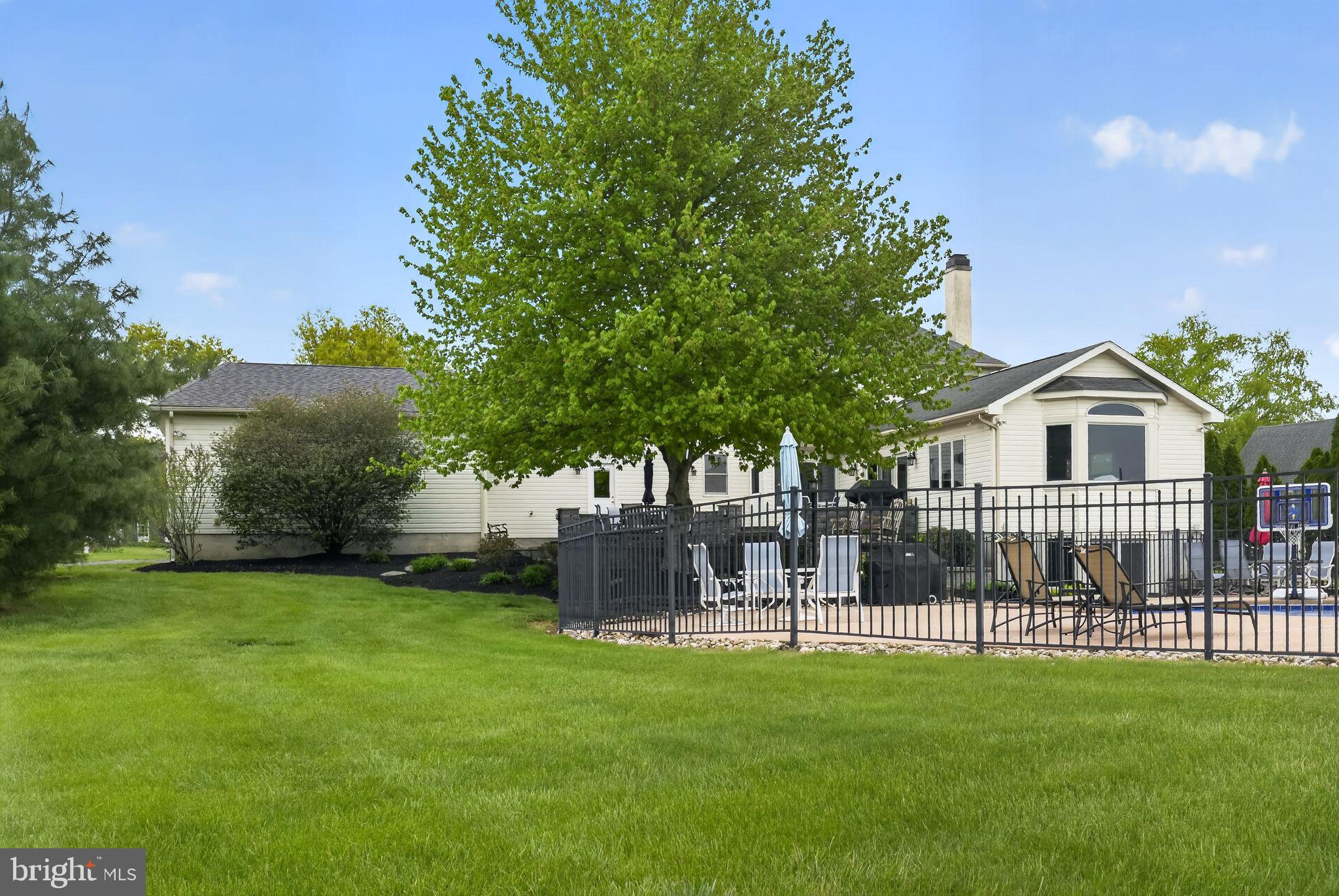 MAINLAND RIDGE - Residential