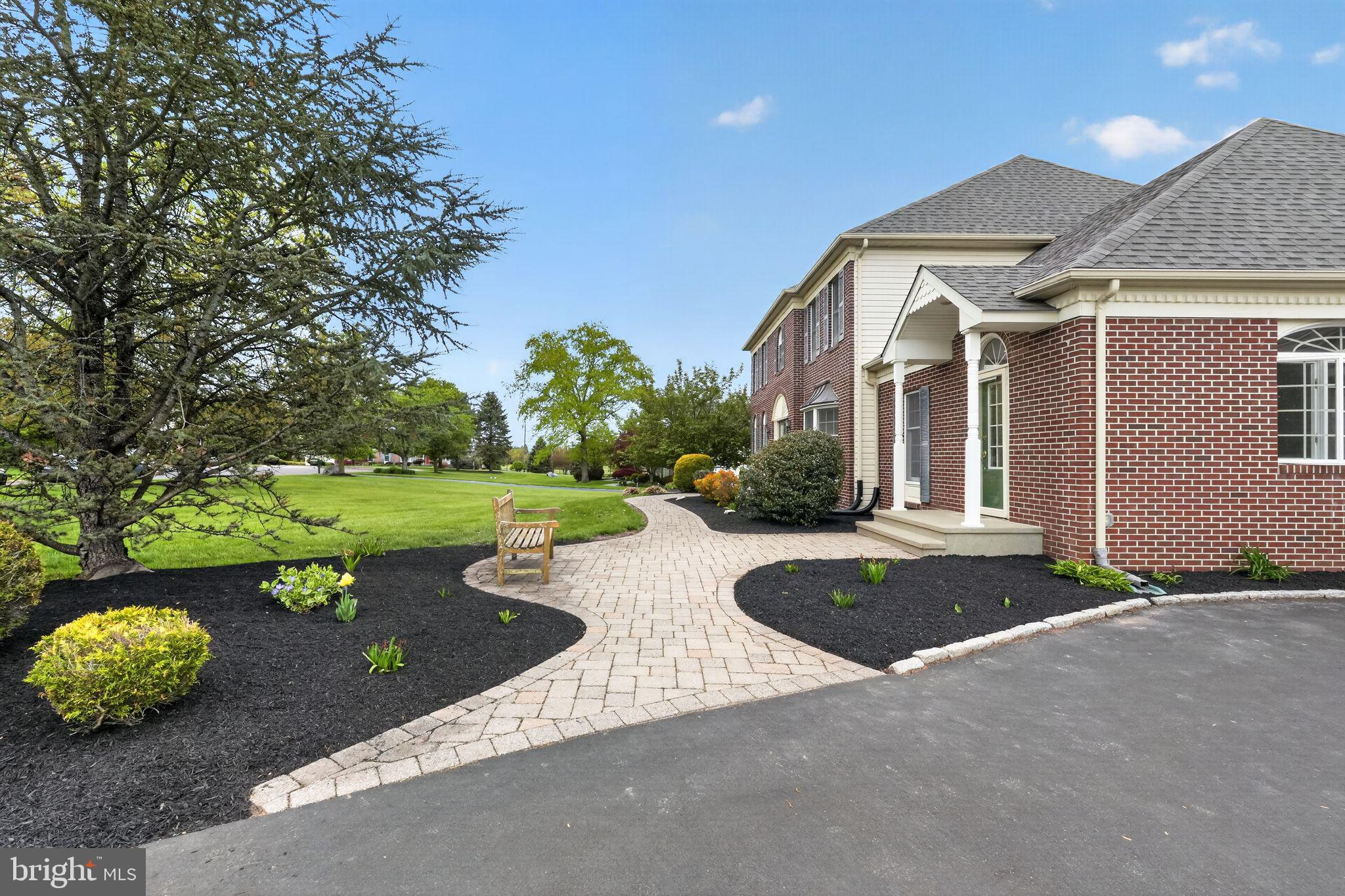 MAINLAND RIDGE - Residential