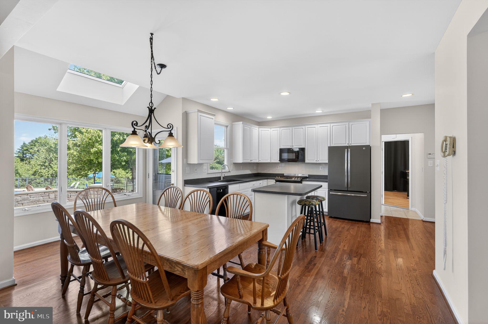 MAINLAND RIDGE - Residential