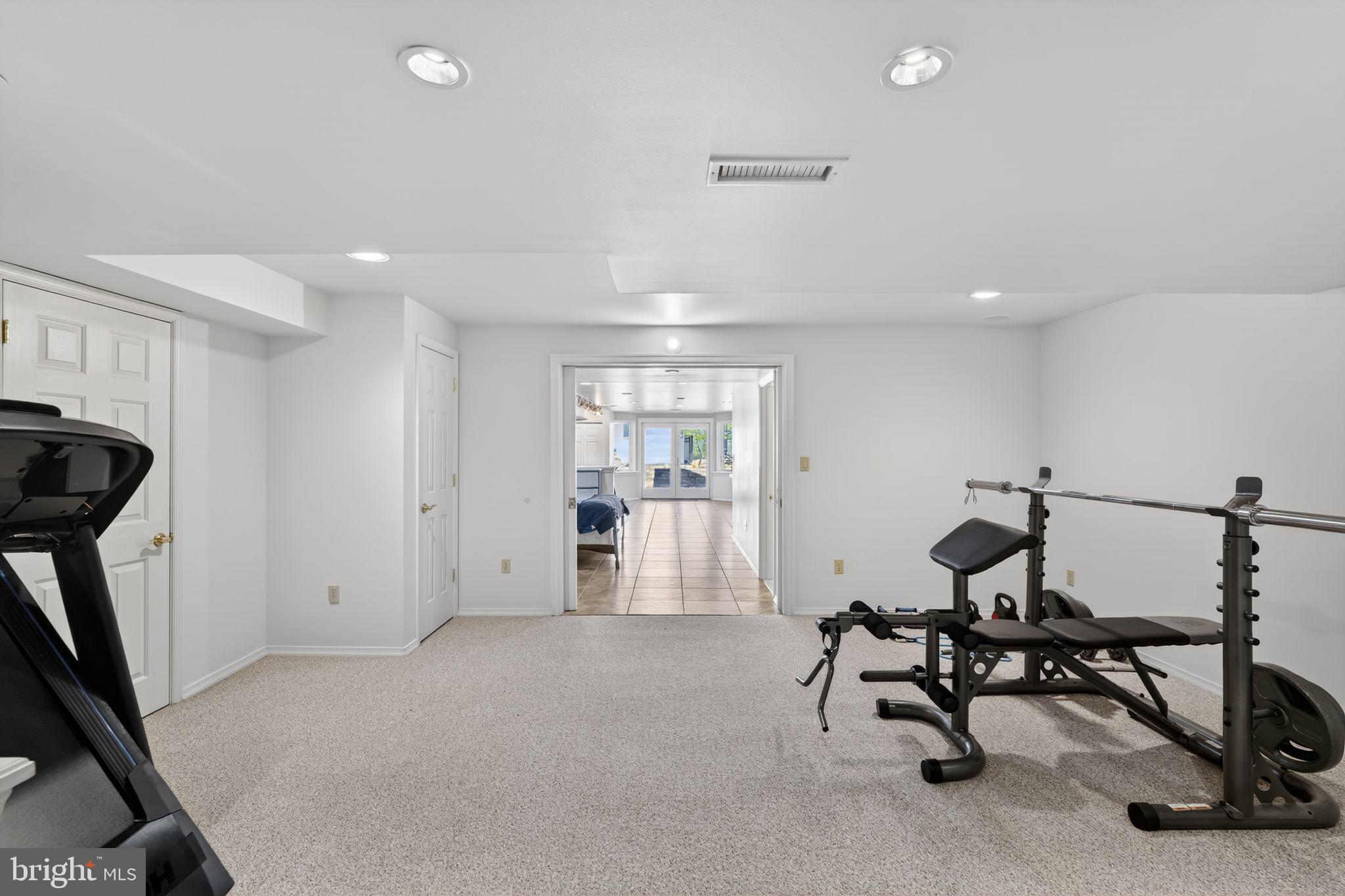 MAINLAND RIDGE - Residential