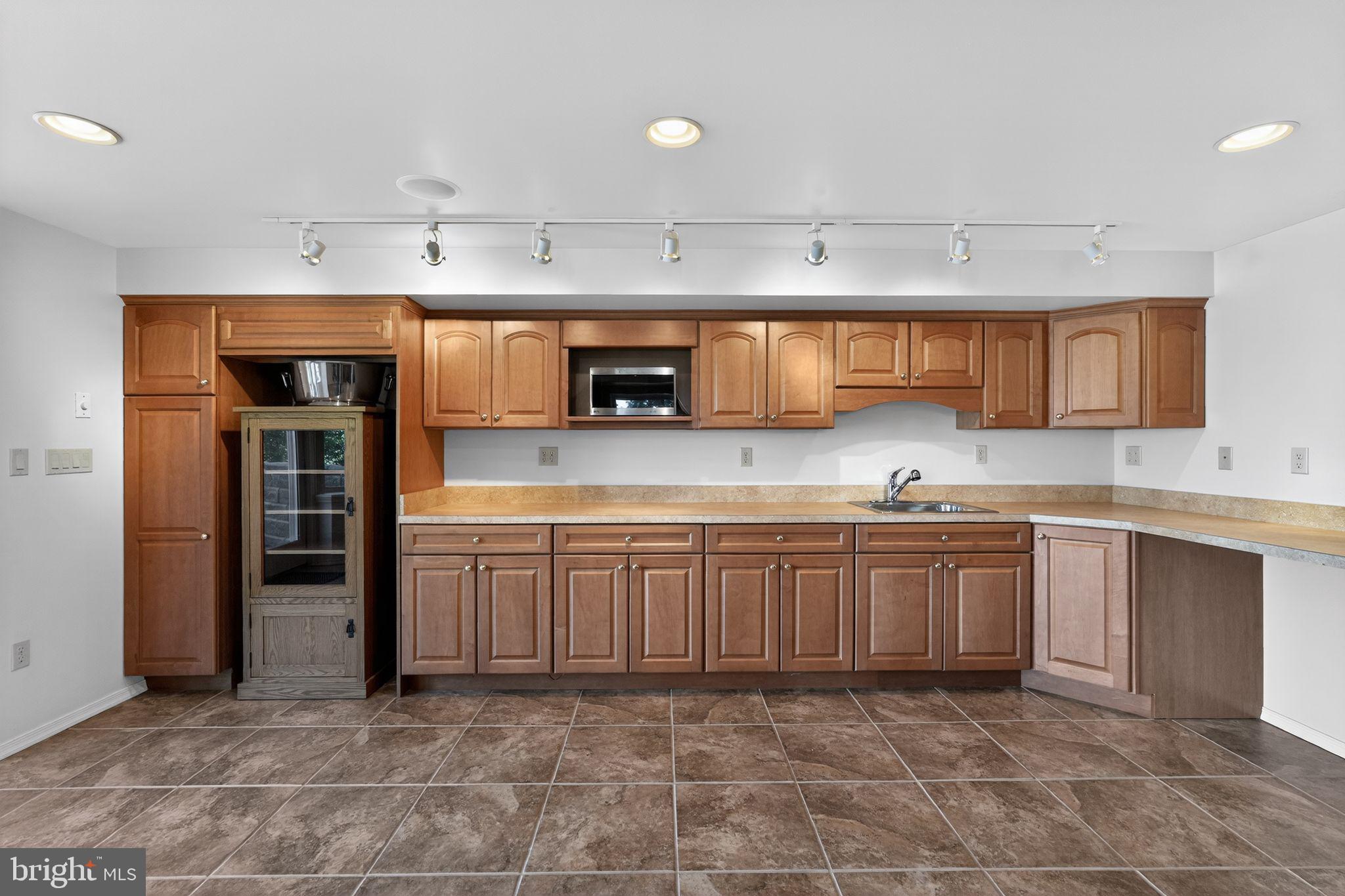 MAINLAND RIDGE - Residential
