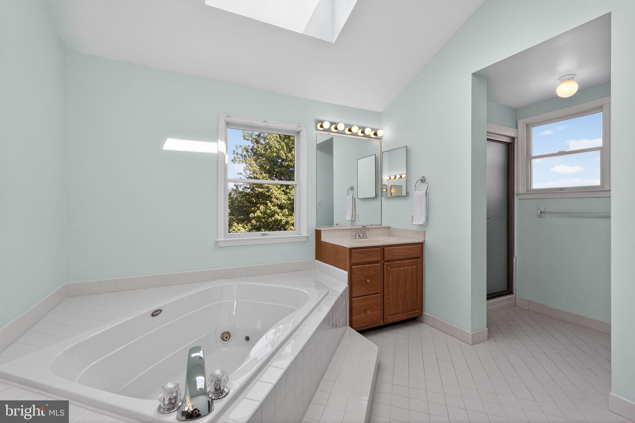 MAINLAND RIDGE - Residential