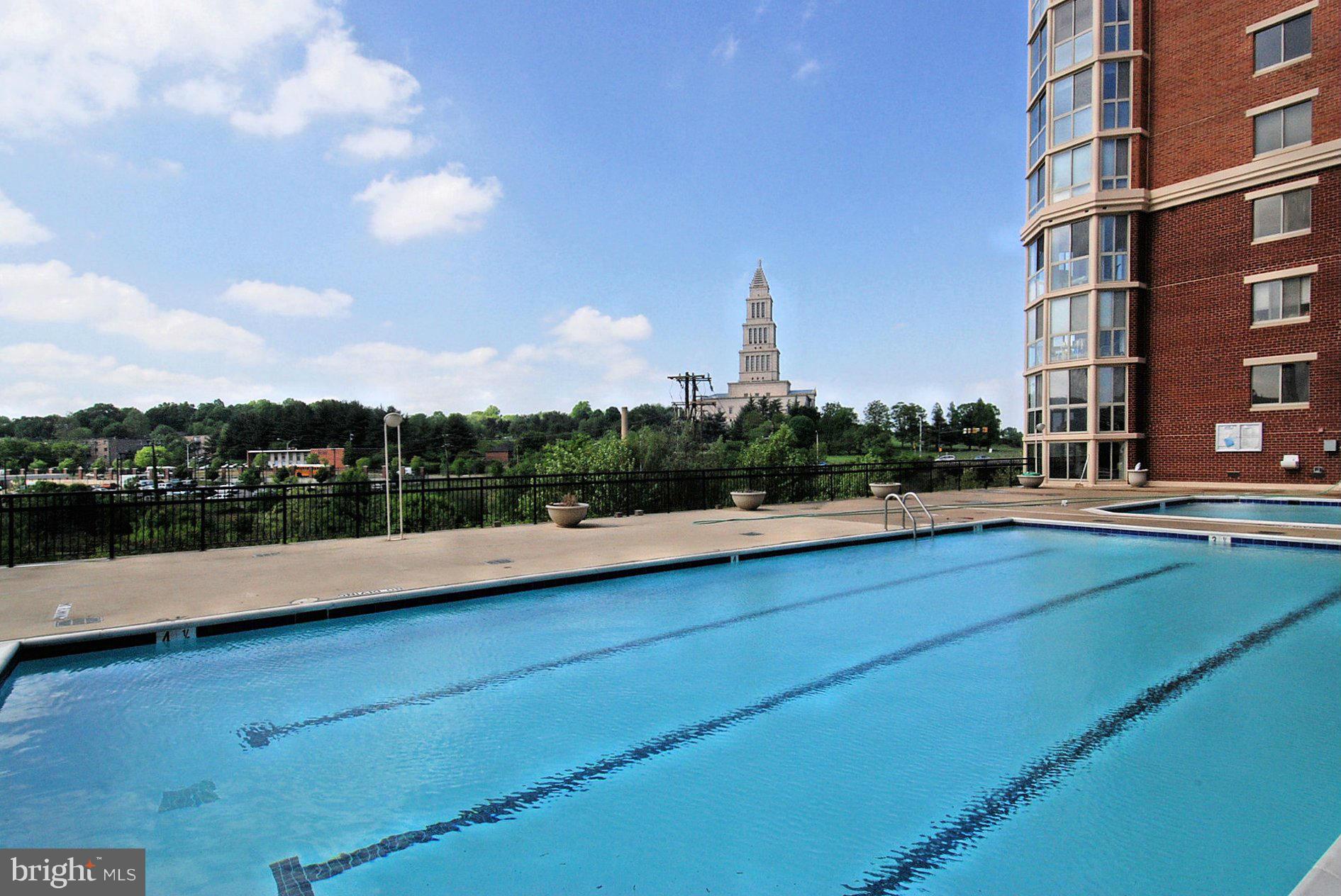 CARLYLE TOWERS CONDOMINIUM - Residential Lease