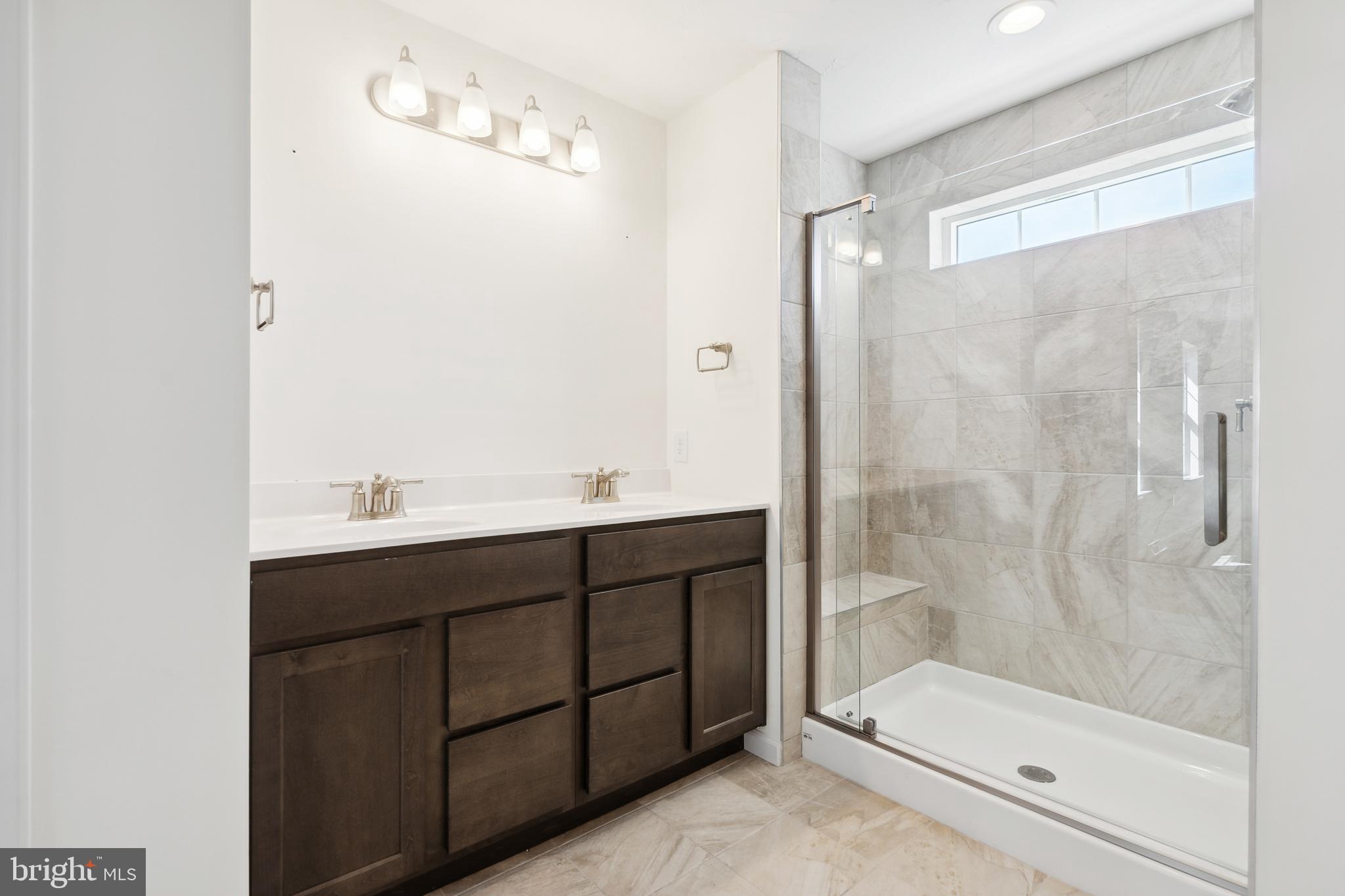 CAMBRIAN HILLS - Residential