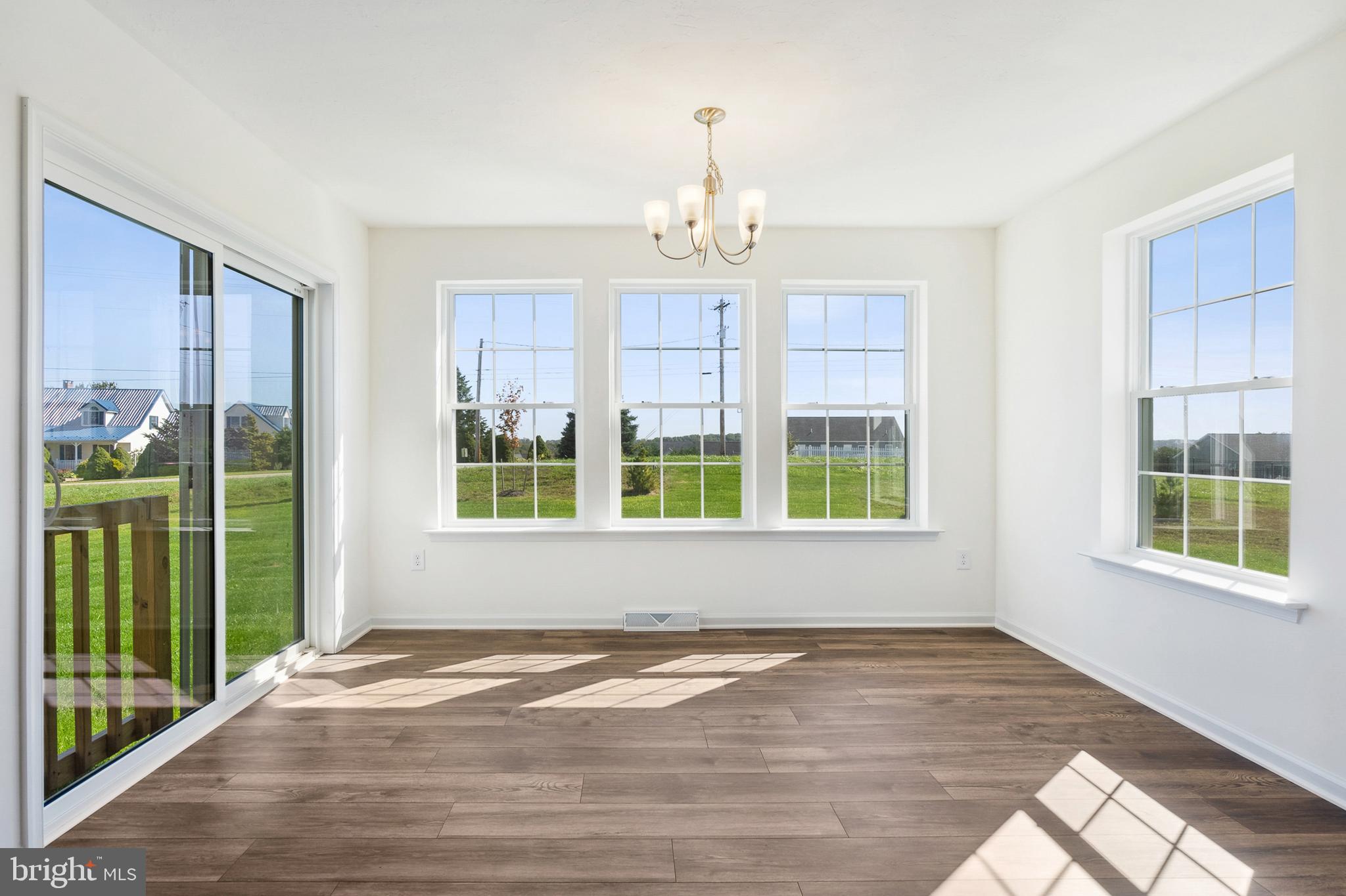 CAMBRIAN HILLS - Residential