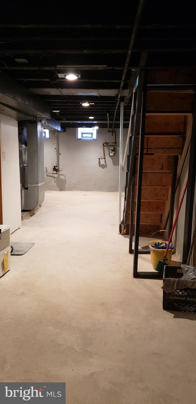 KENSINGTON - Residential