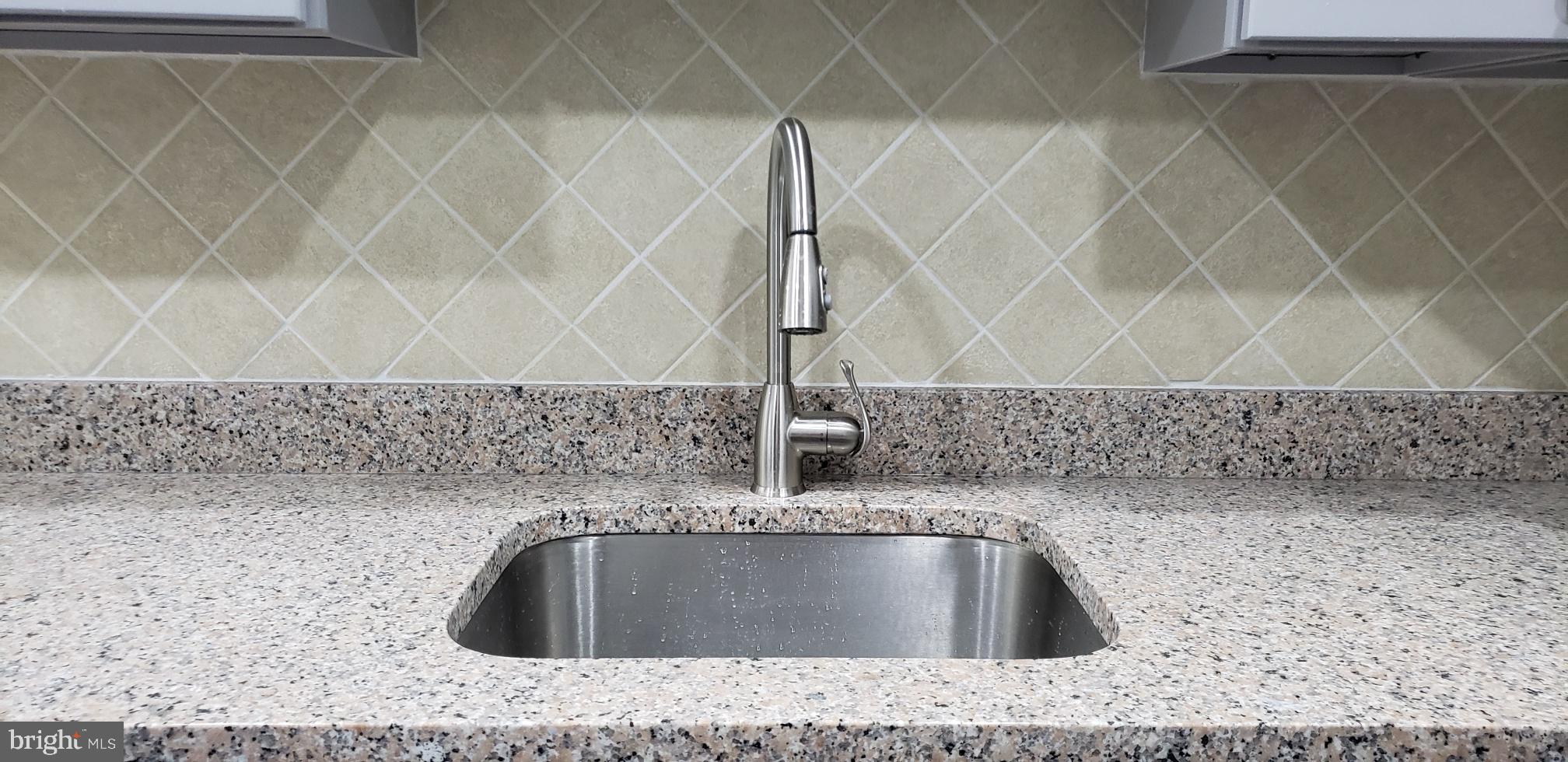 KENSINGTON - Residential