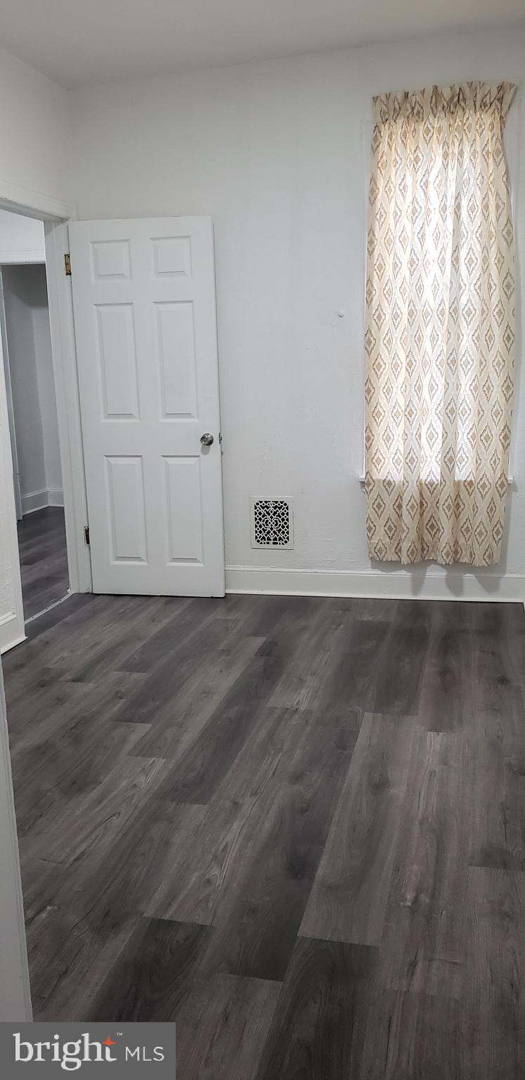 KENSINGTON - Residential