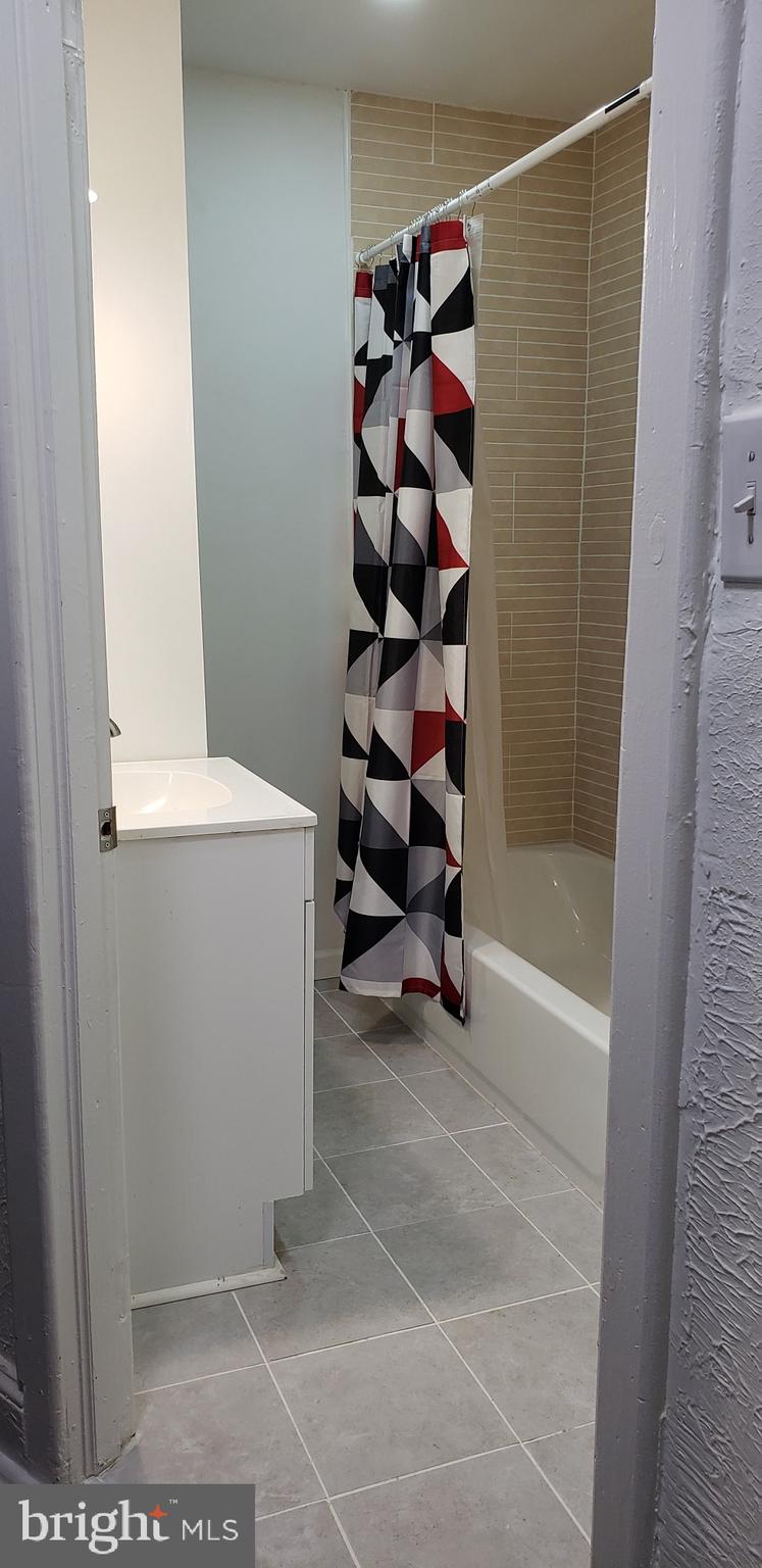 KENSINGTON - Residential