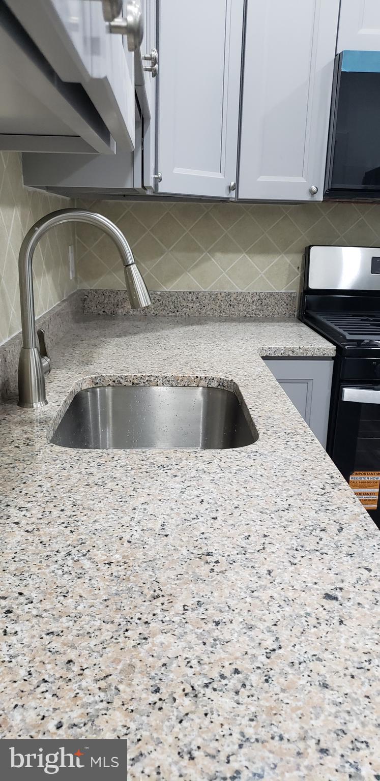 KENSINGTON - Residential