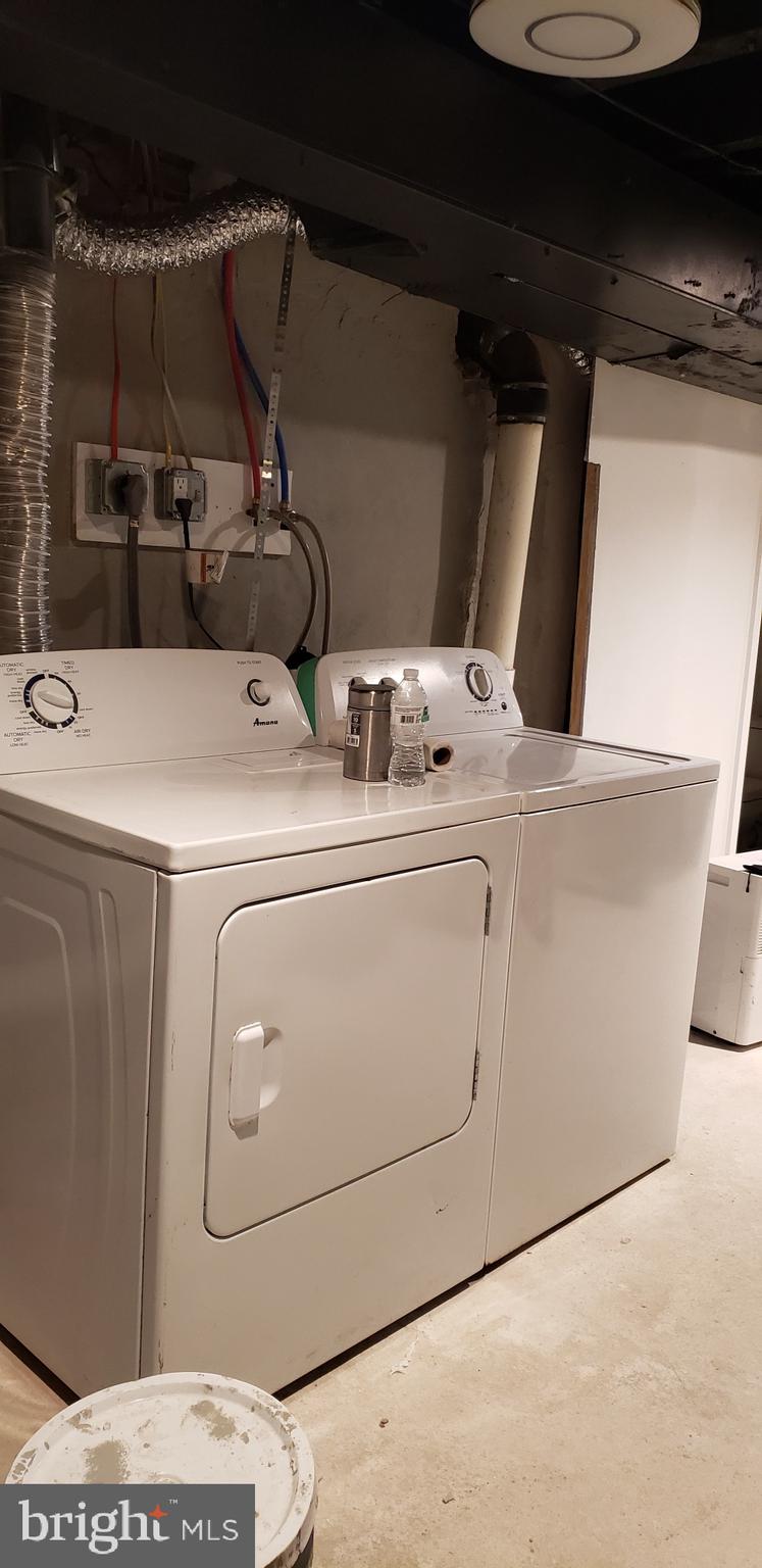 KENSINGTON - Residential