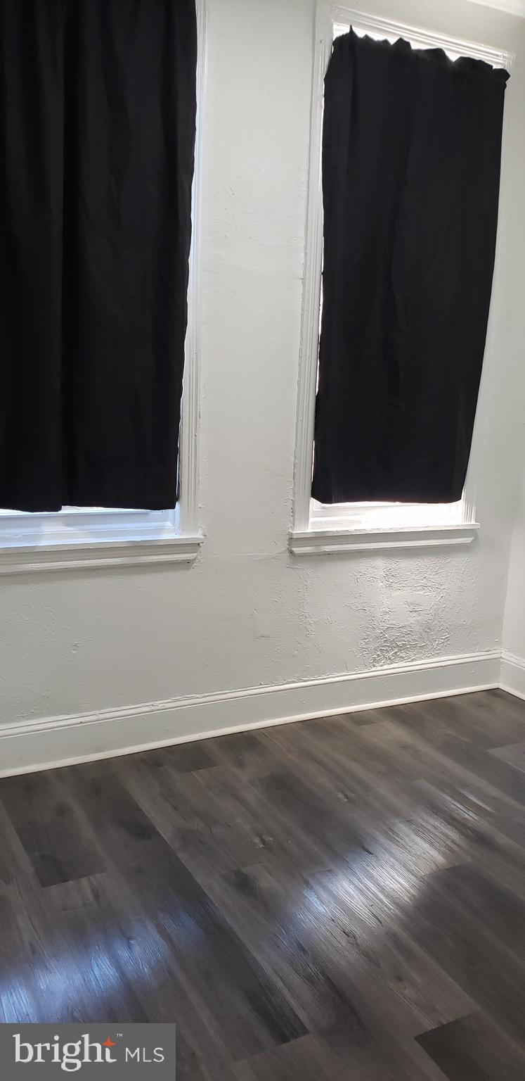 KENSINGTON - Residential