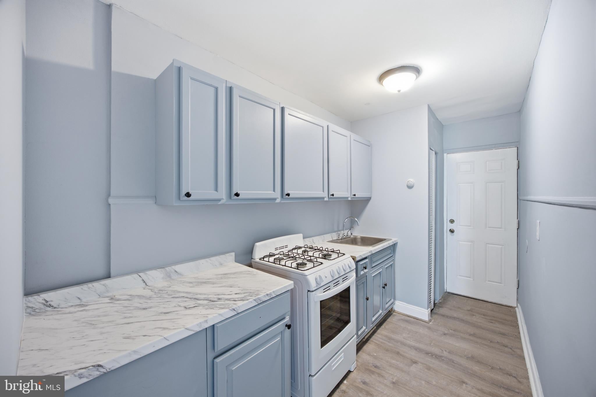 905 19TH STREET NE 3