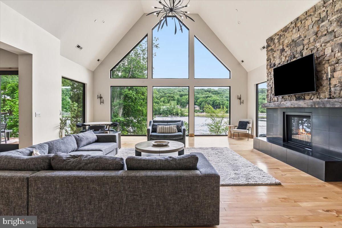 230 ROCK LODGE ROAD