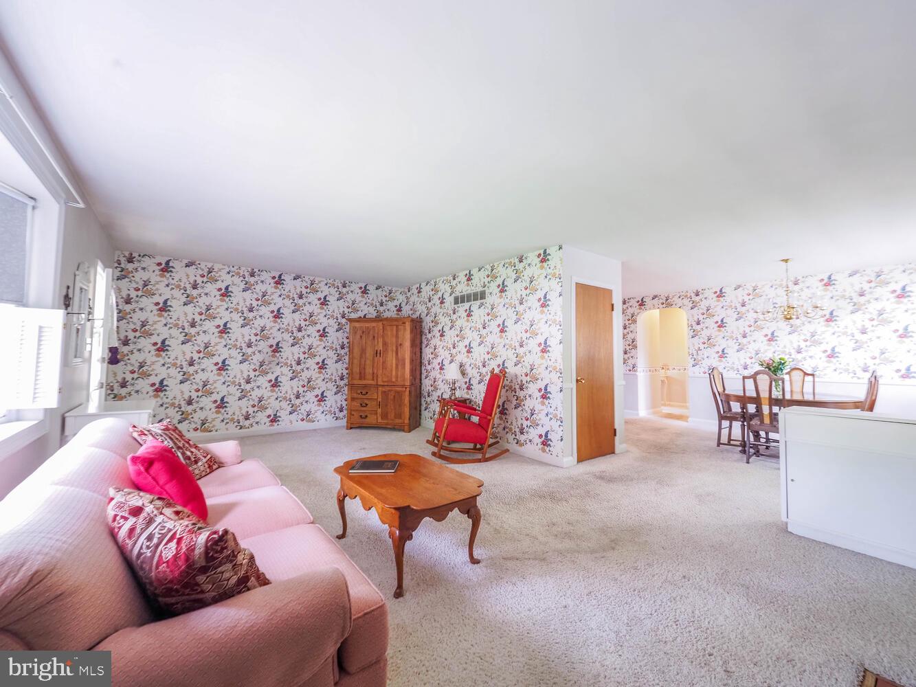 BEAUMONT GARDENS - Residential