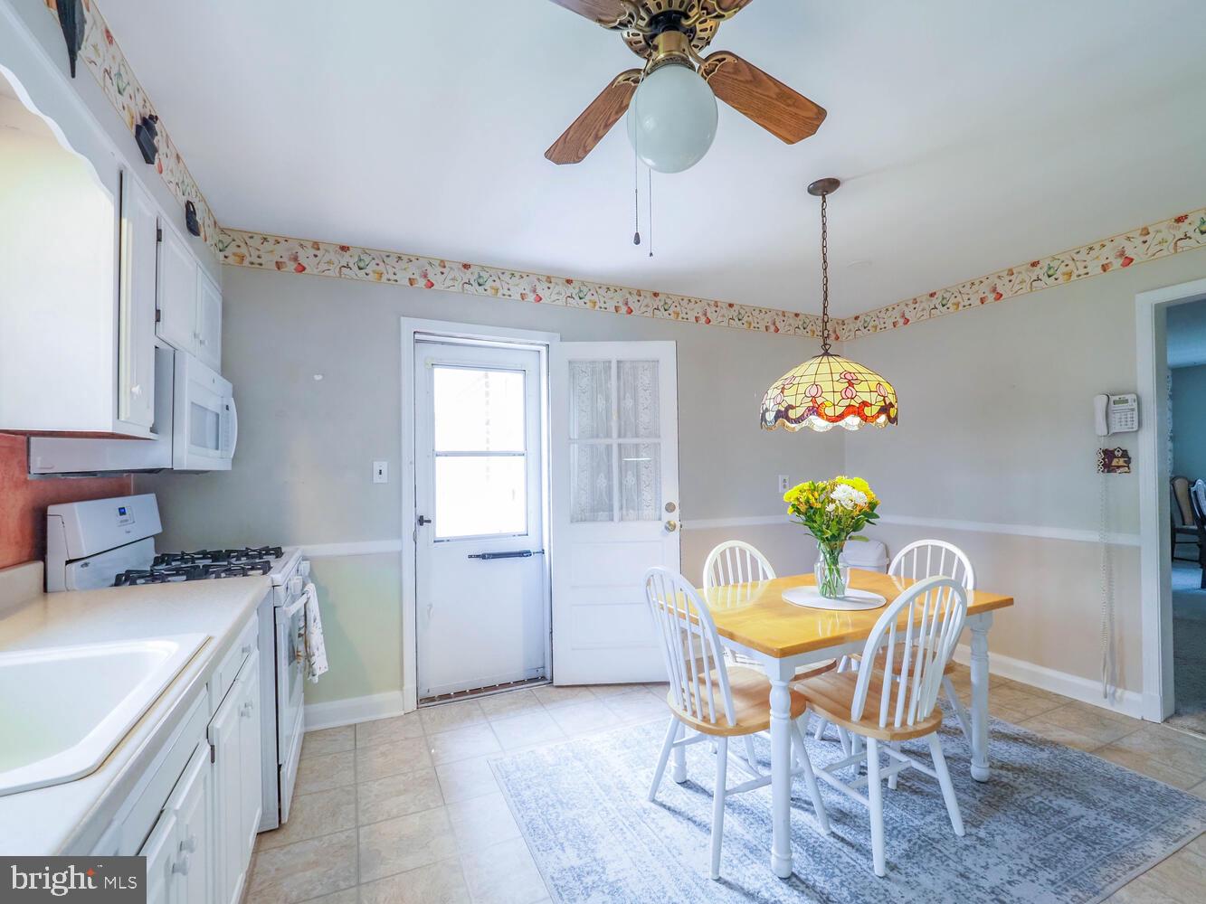 BEAUMONT GARDENS - Residential