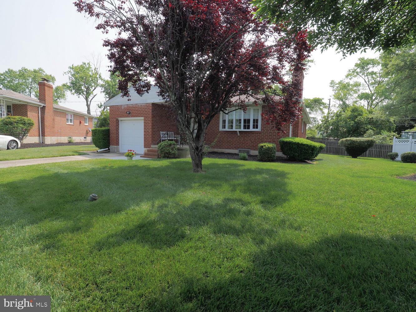 BEAUMONT GARDENS - Residential