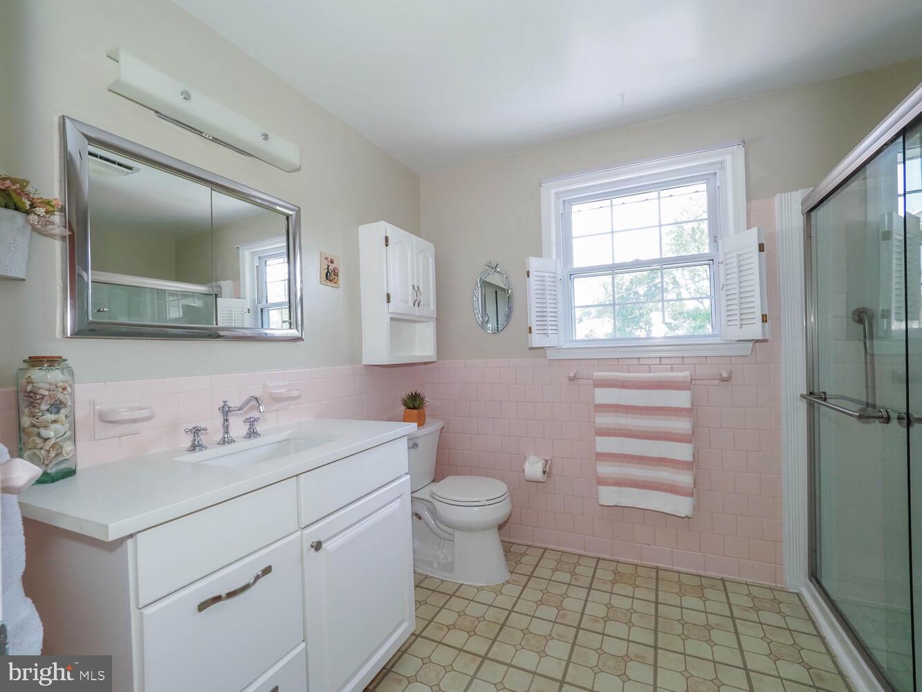 BEAUMONT GARDENS - Residential