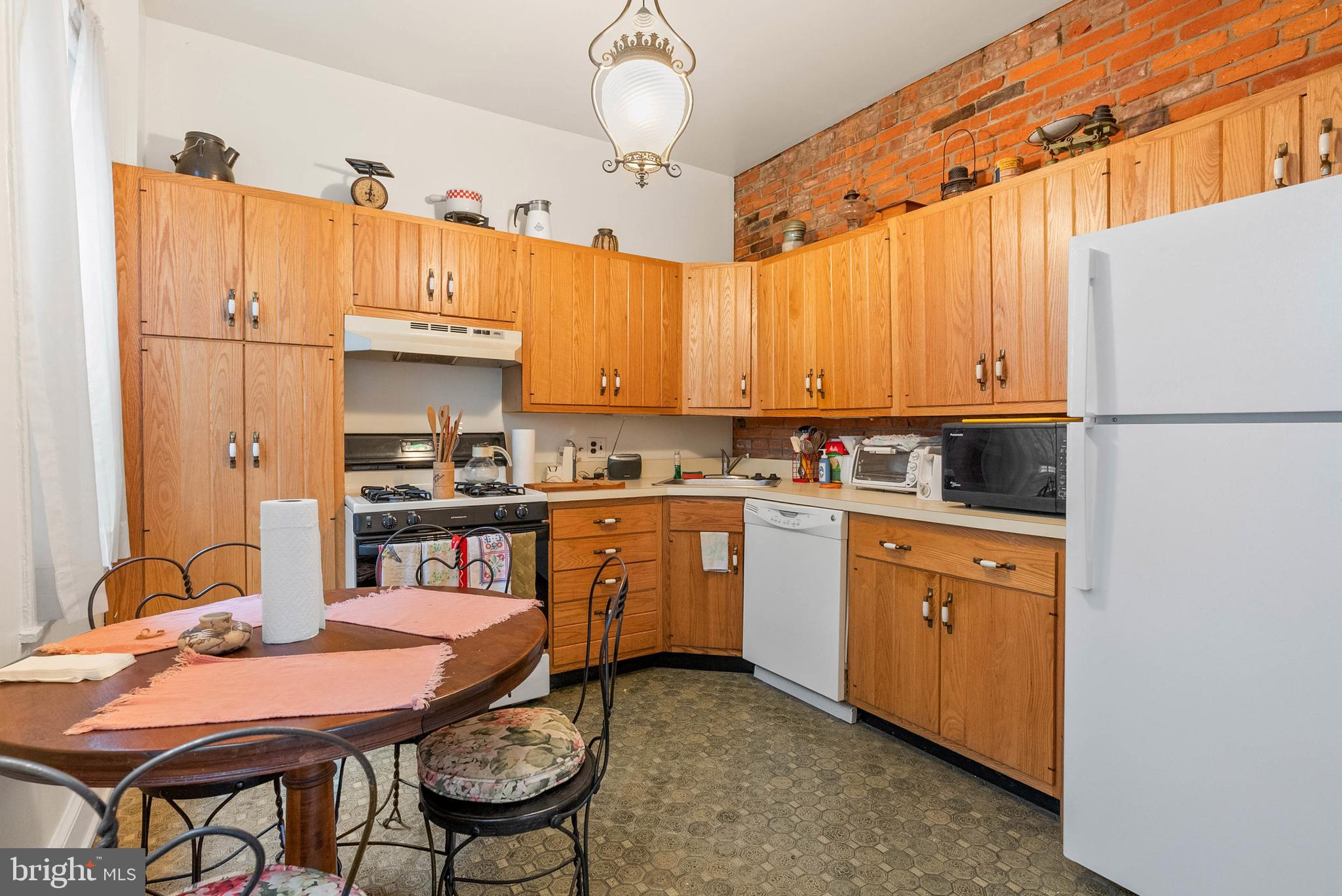 SPRUCE HILL - Residential