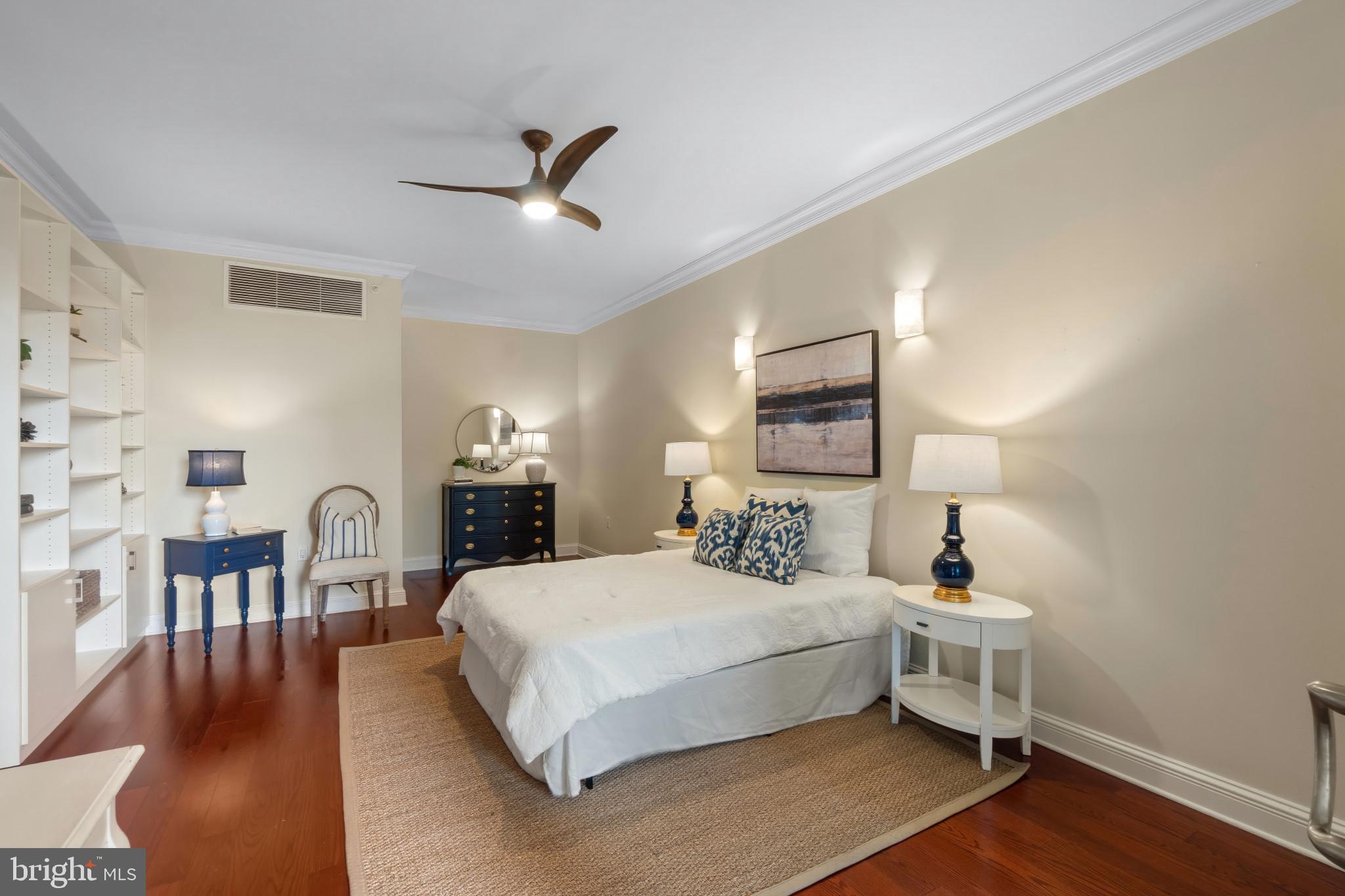 THE RITZ-CARLTON RESIDENCES - Residential